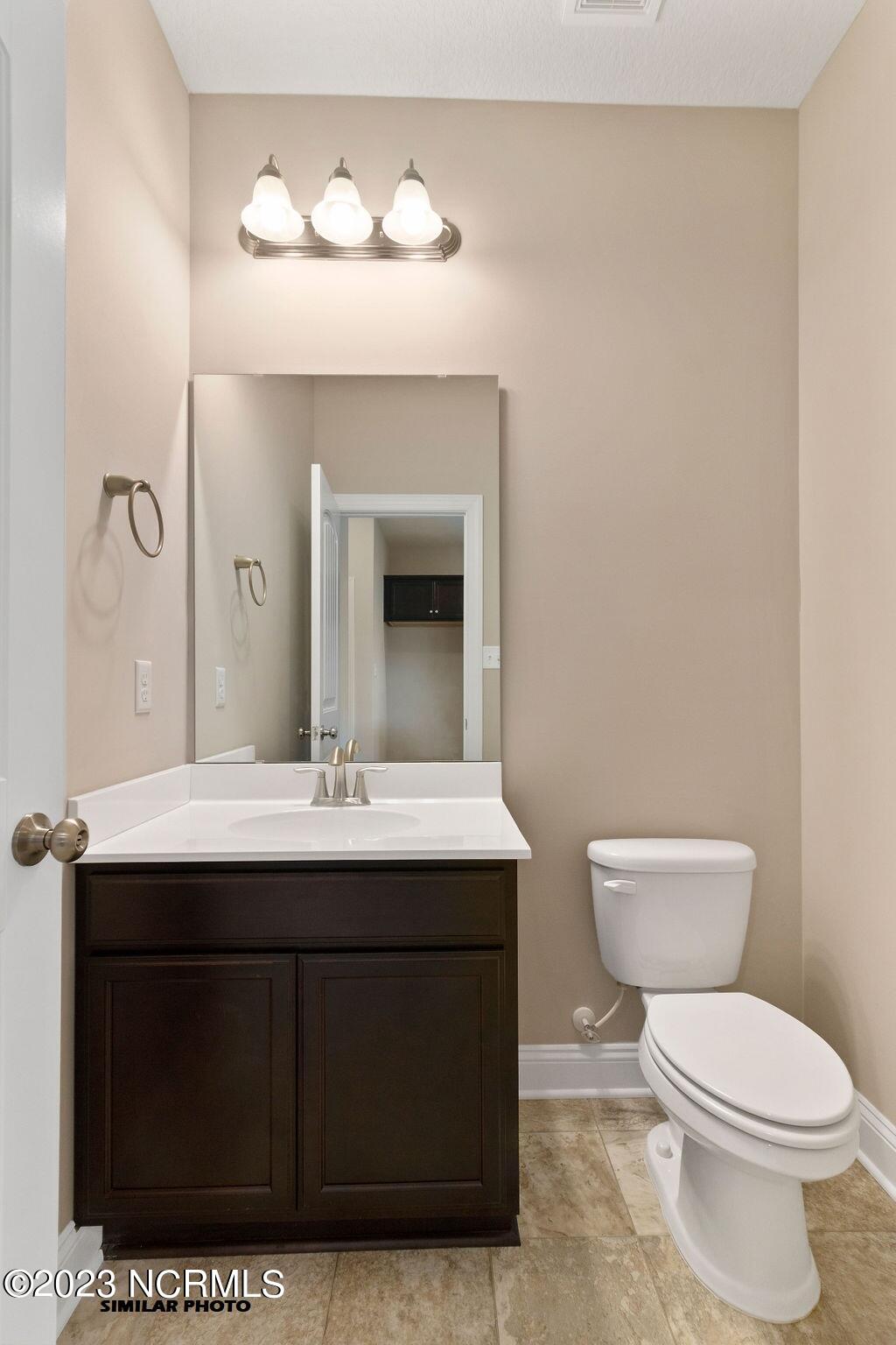 407 W Black Water Lane