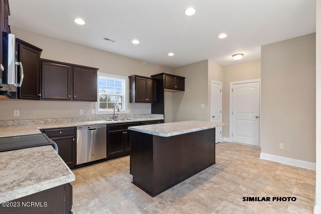 407 W Black Water Lane