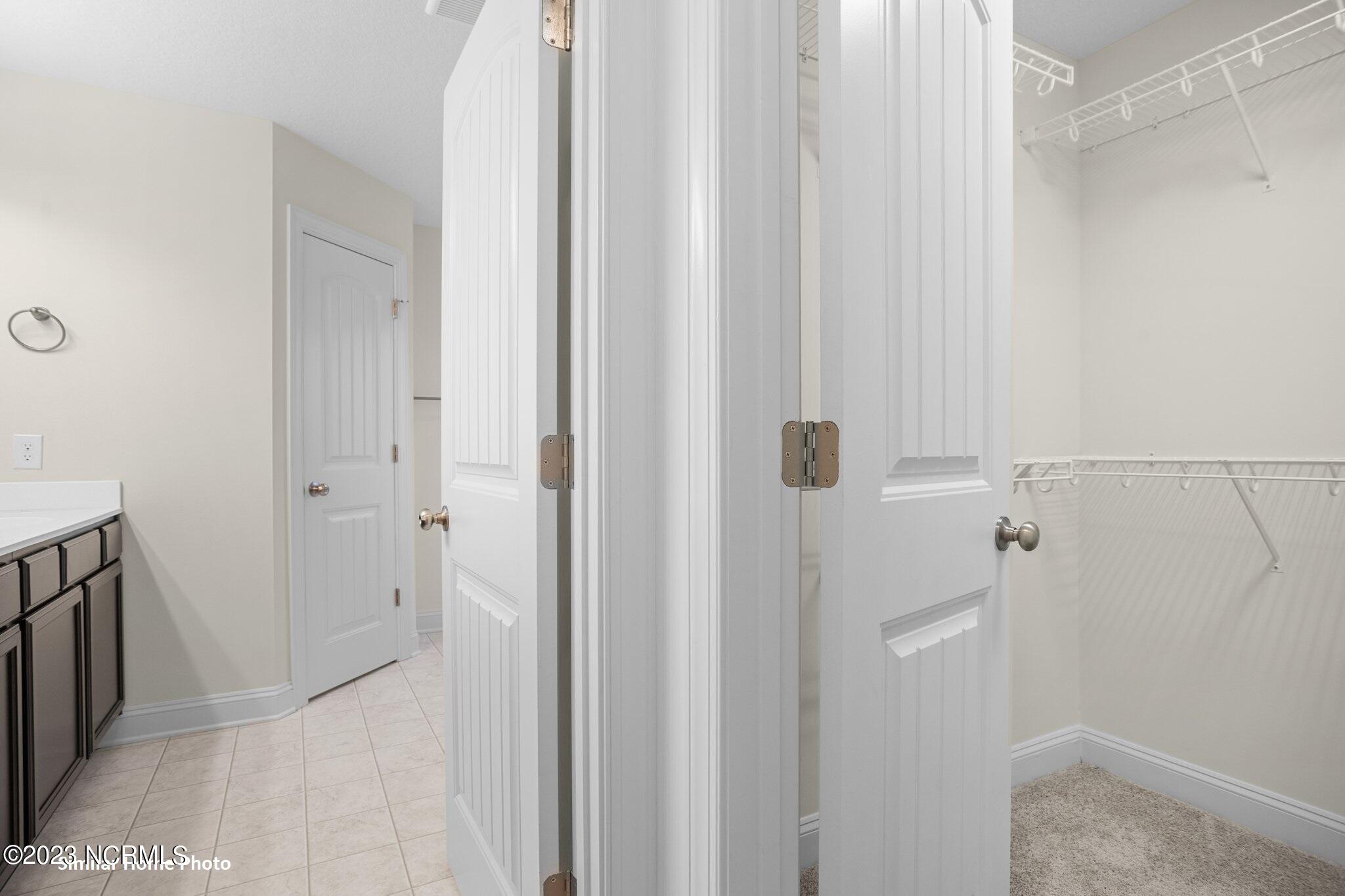 406 W Black Water Lane