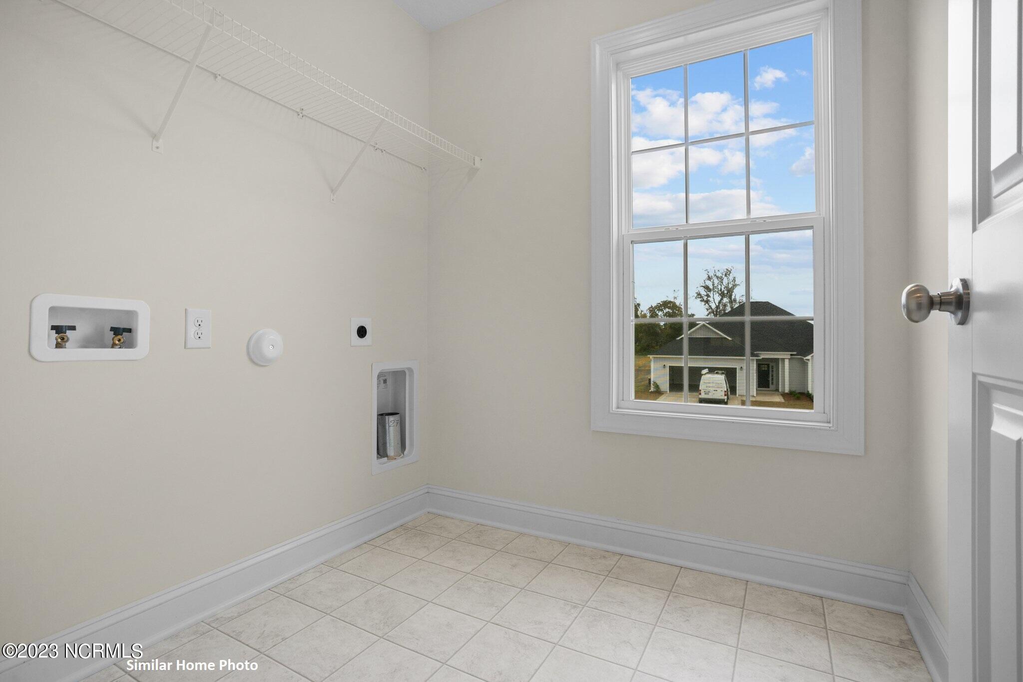 406 W Black Water Lane