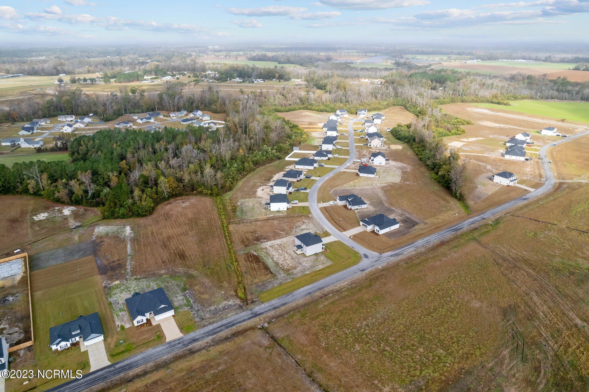 406 W Black Water Lane