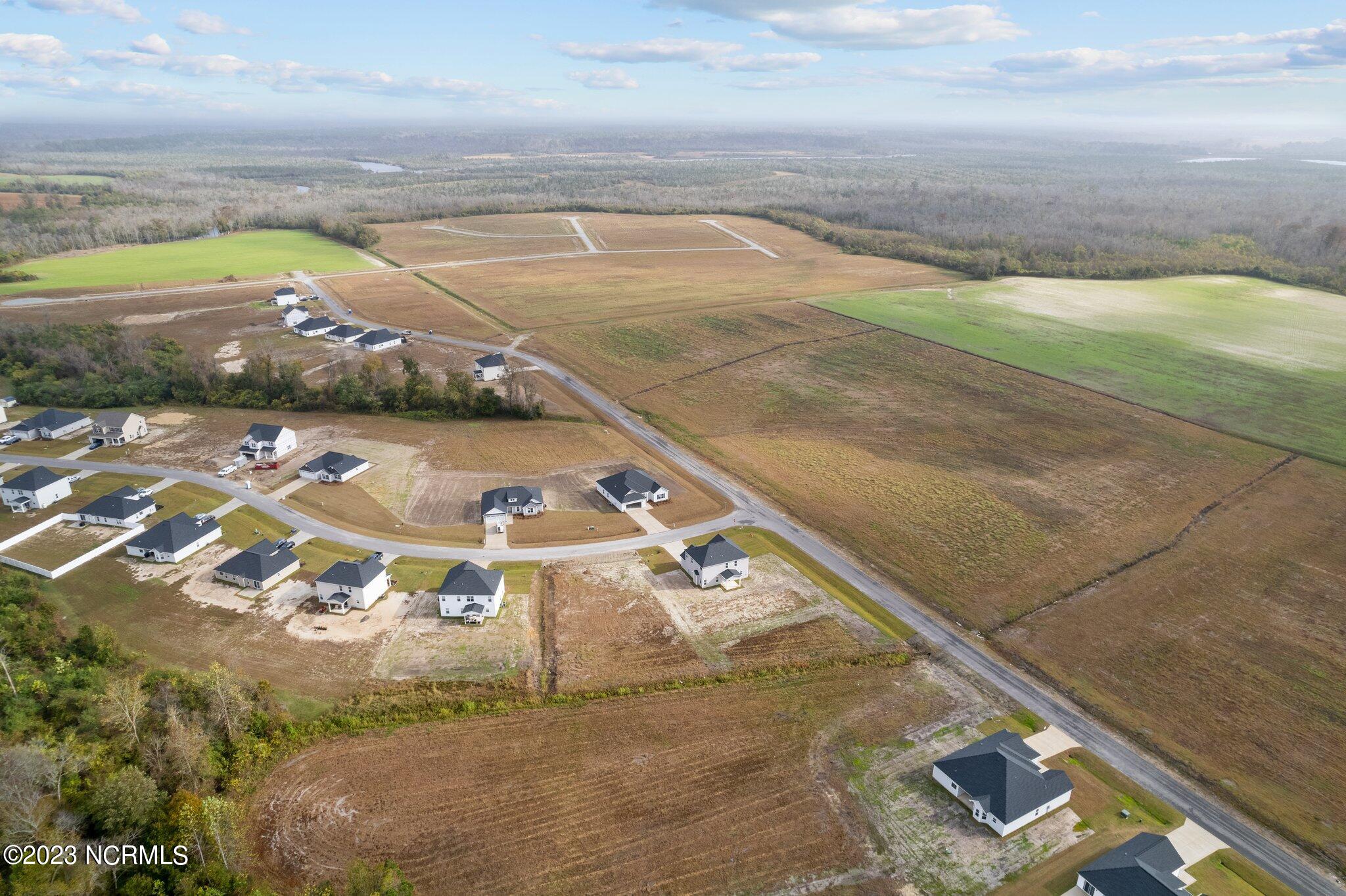 406 W Black Water Lane