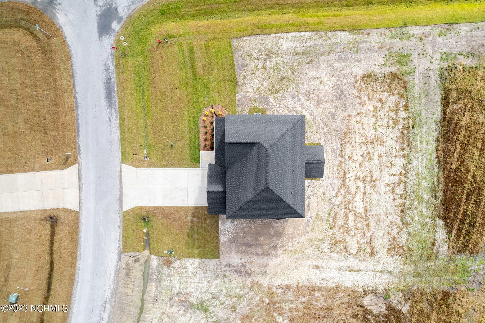 406 W Black Water Lane