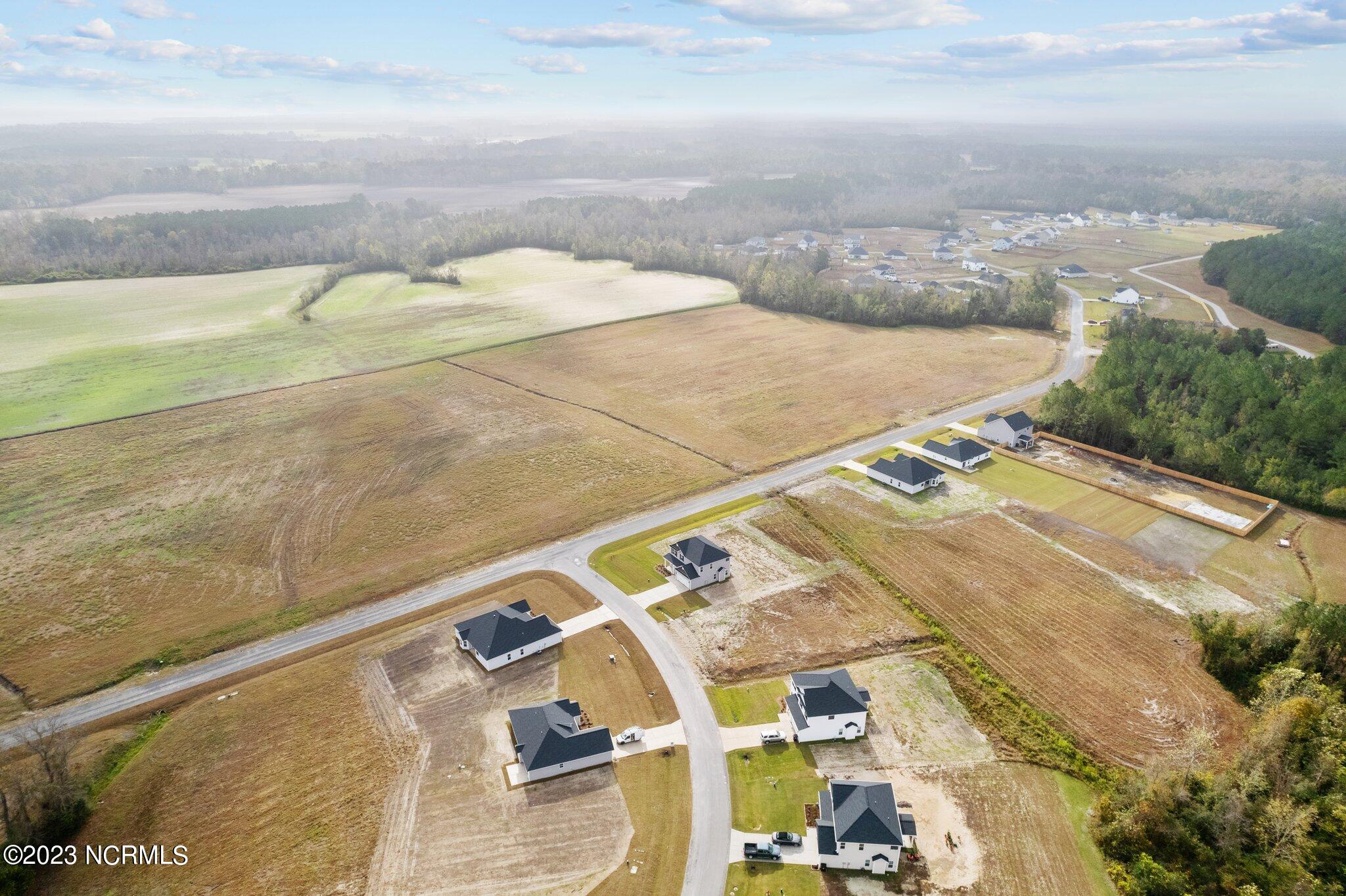 406 W Black Water Lane