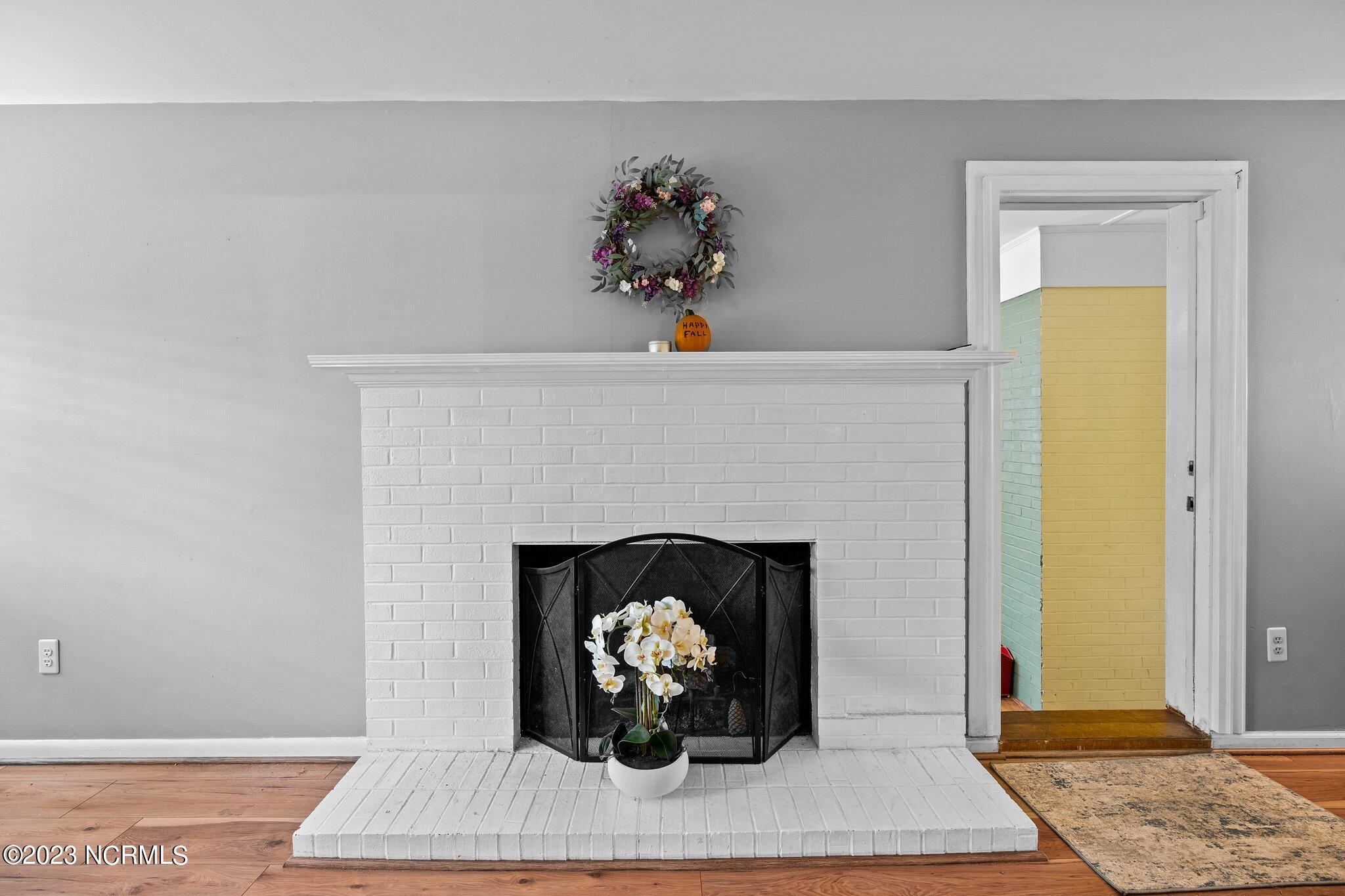 1111 Vandora Springs Road