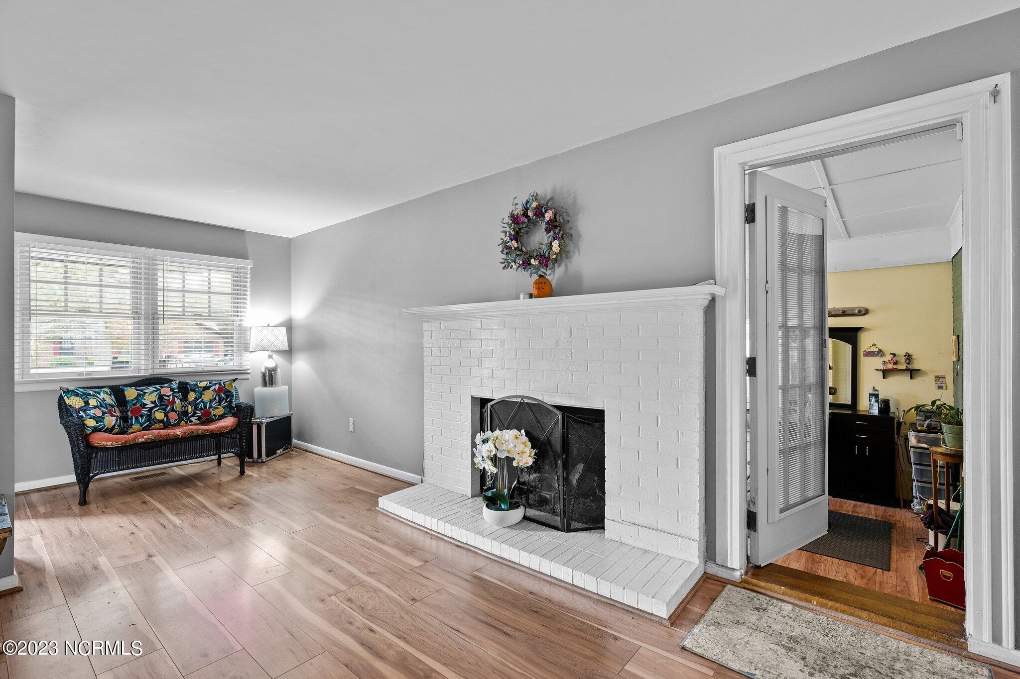 1111 Vandora Springs Road