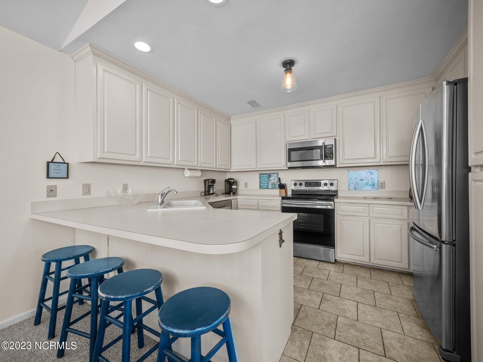 5701 Ocean Drive, E & W