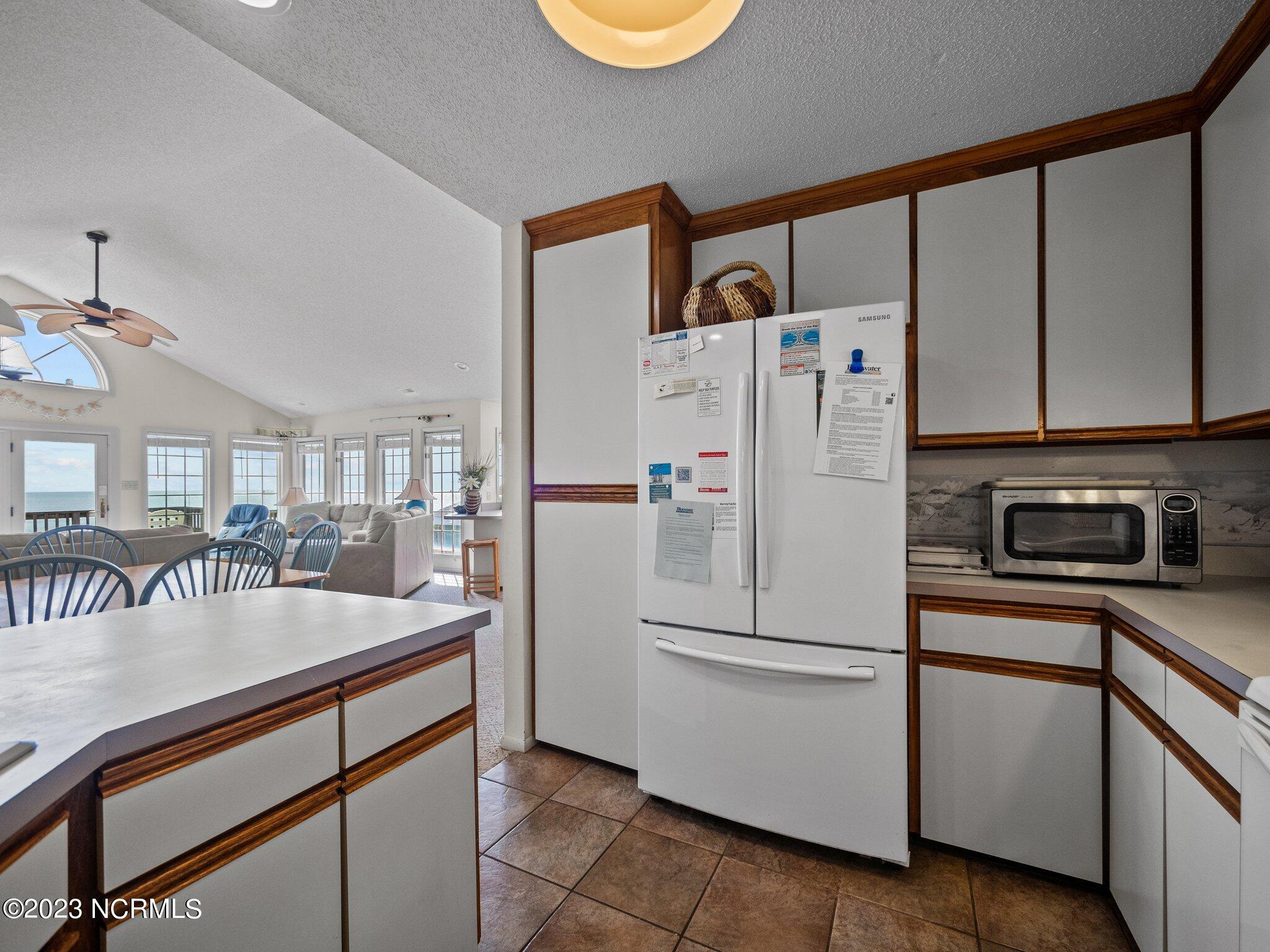 5701 Ocean Drive, E & W