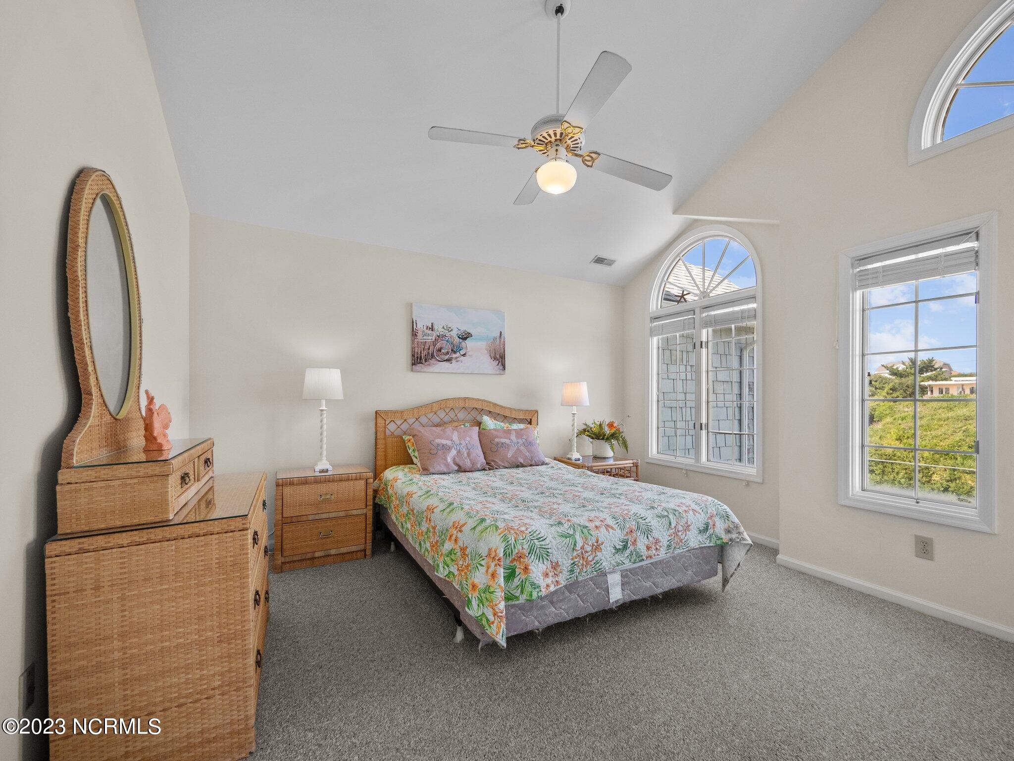 5701 Ocean Drive, E & W