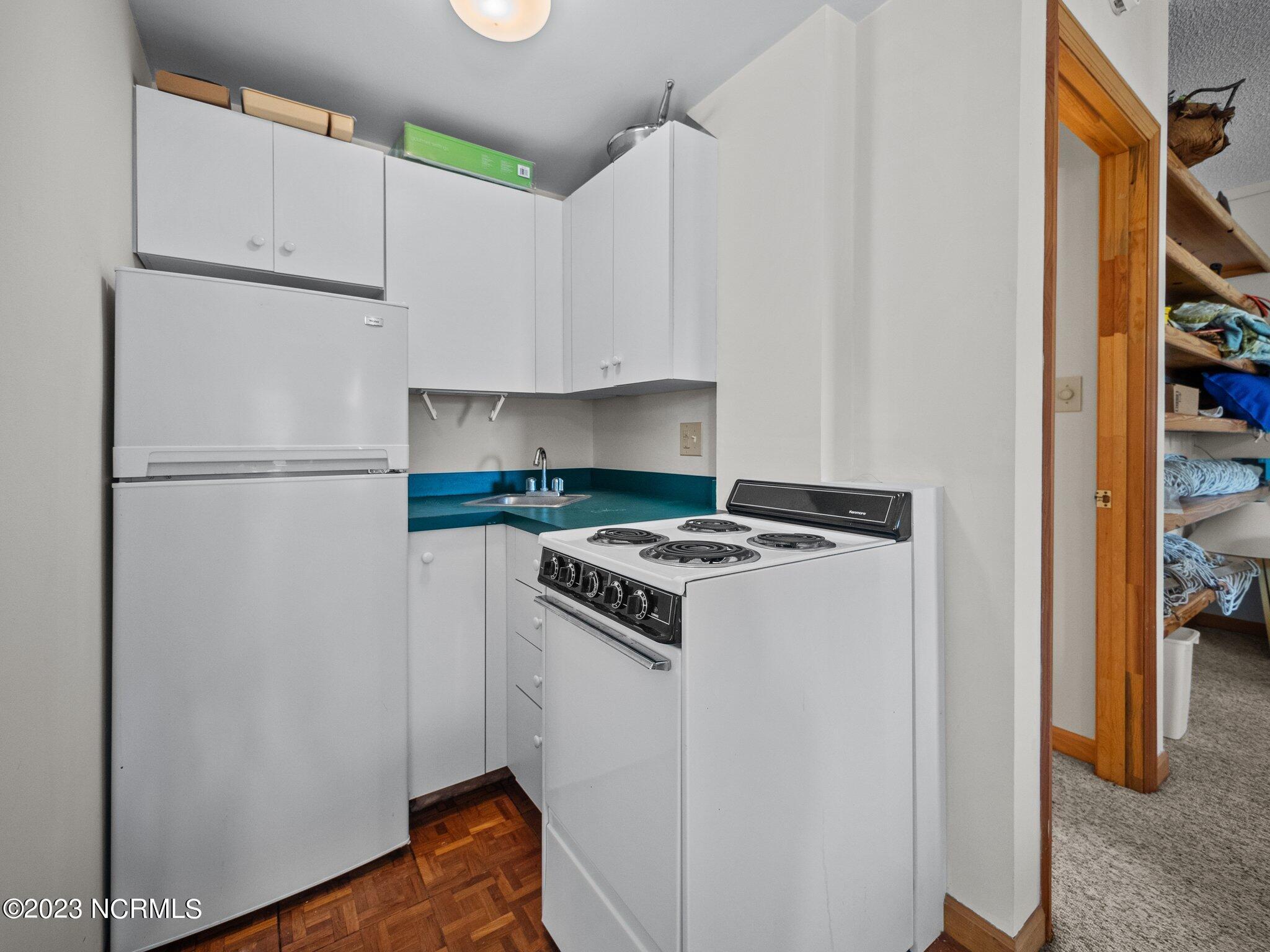 5701 Ocean Drive, E & W