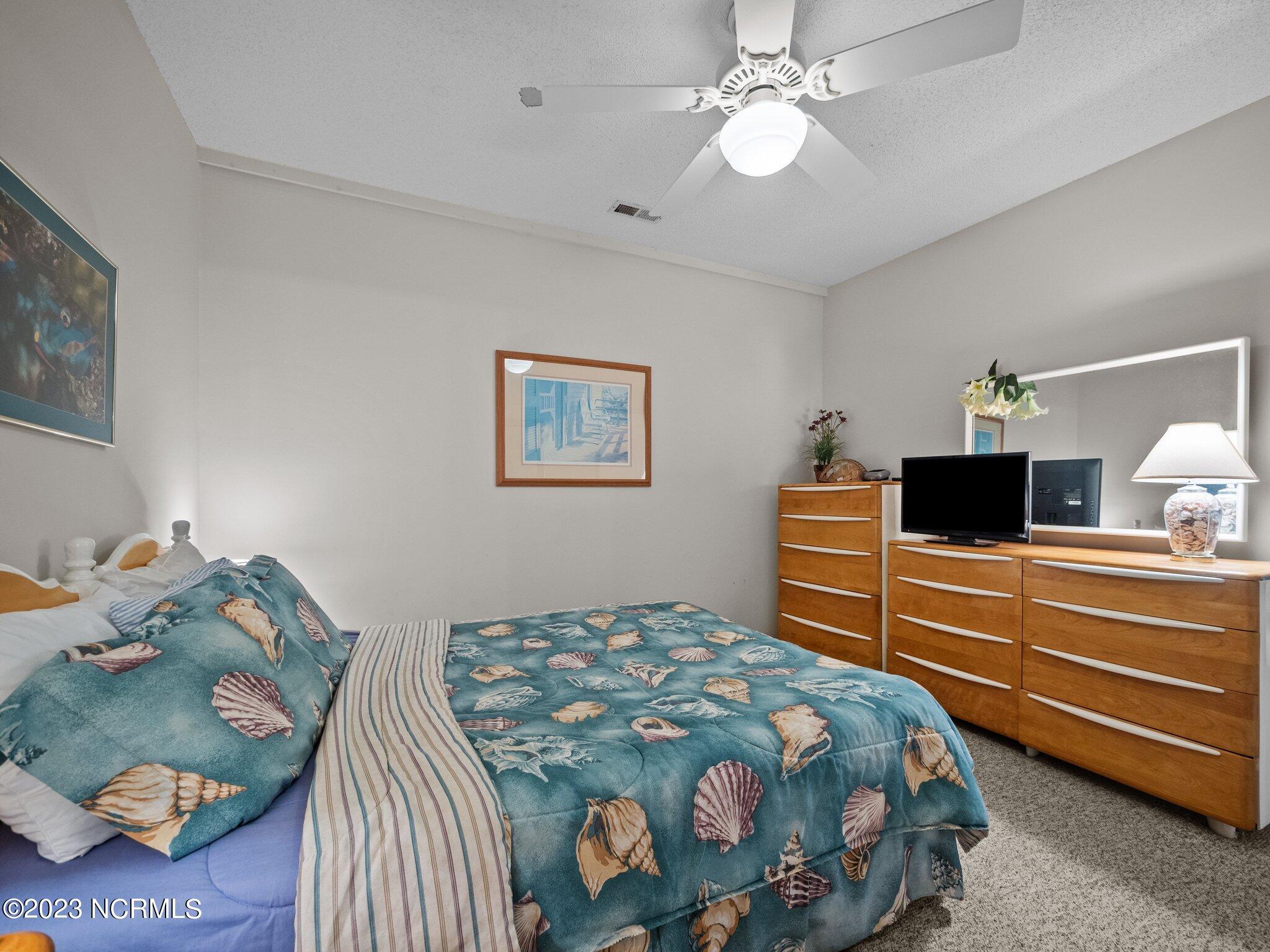 5701 Ocean Drive, E & W