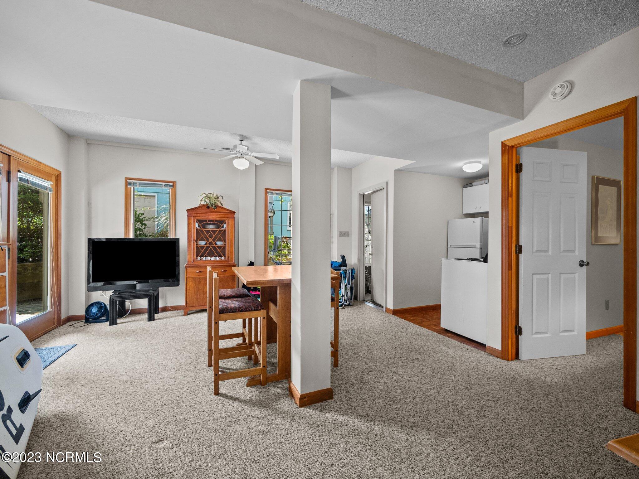 5701 Ocean Drive, E & W