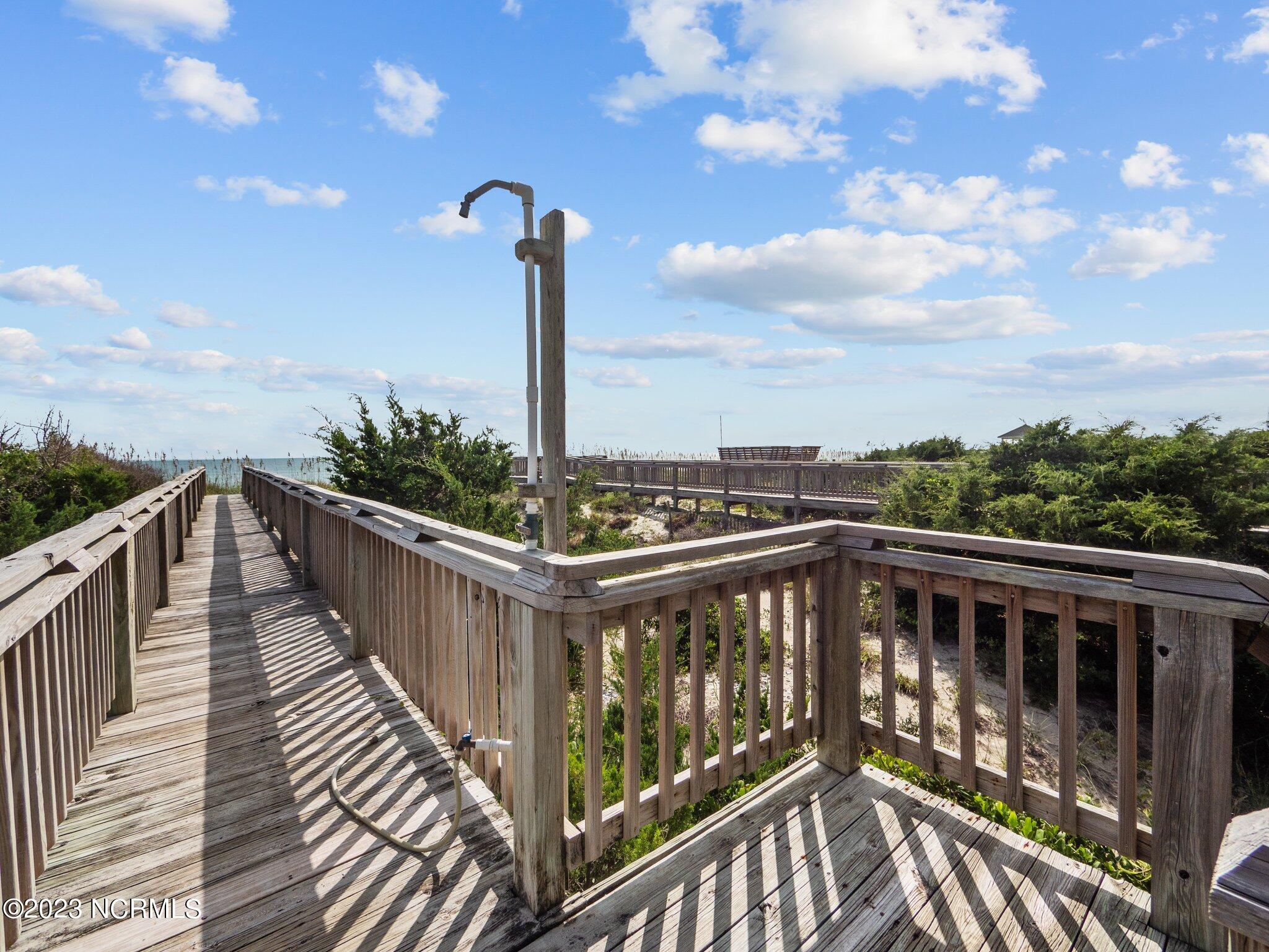 5701 Ocean Drive, E & W