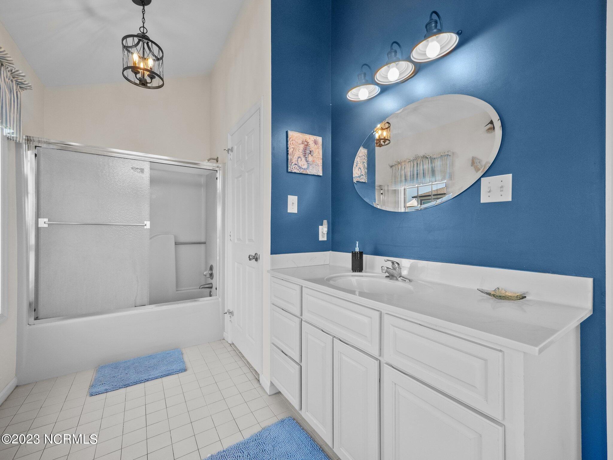 5701 Ocean Drive, E & W