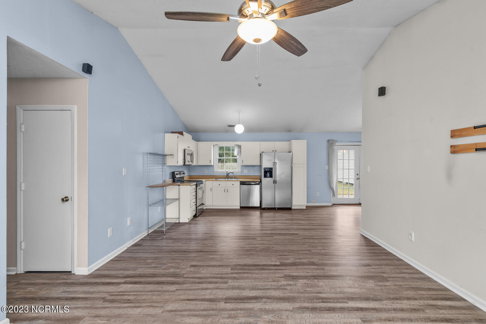 500 Fieldstone Place