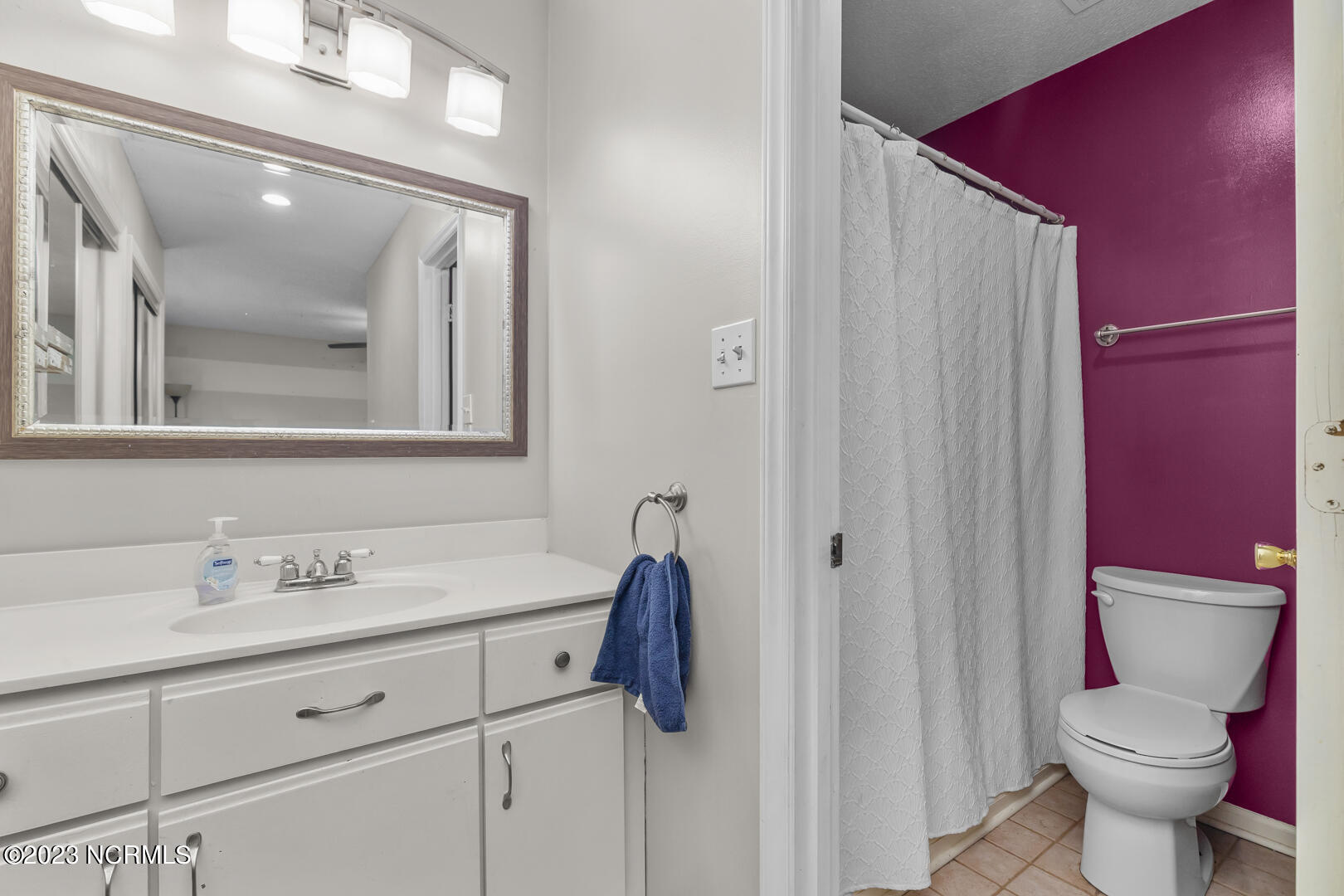 500 Fieldstone Place