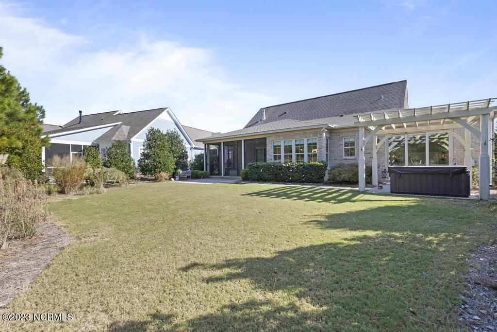 2627 Sugargrove Trail NE