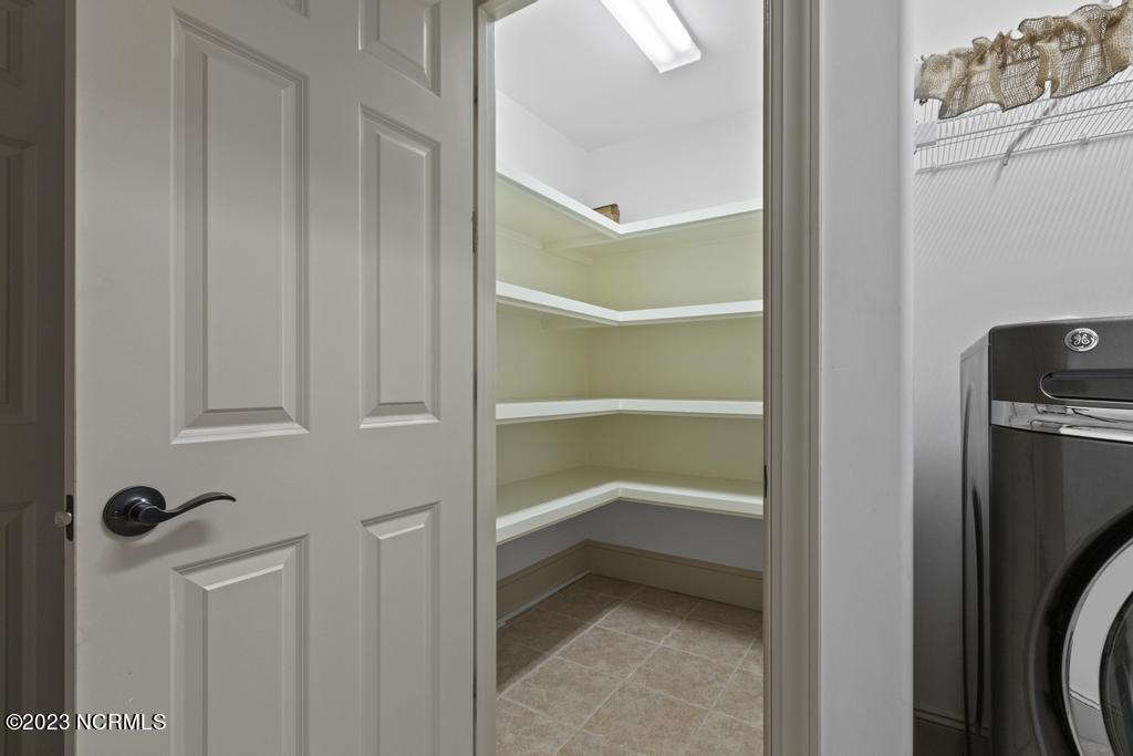 2627 Sugargrove Trail NE