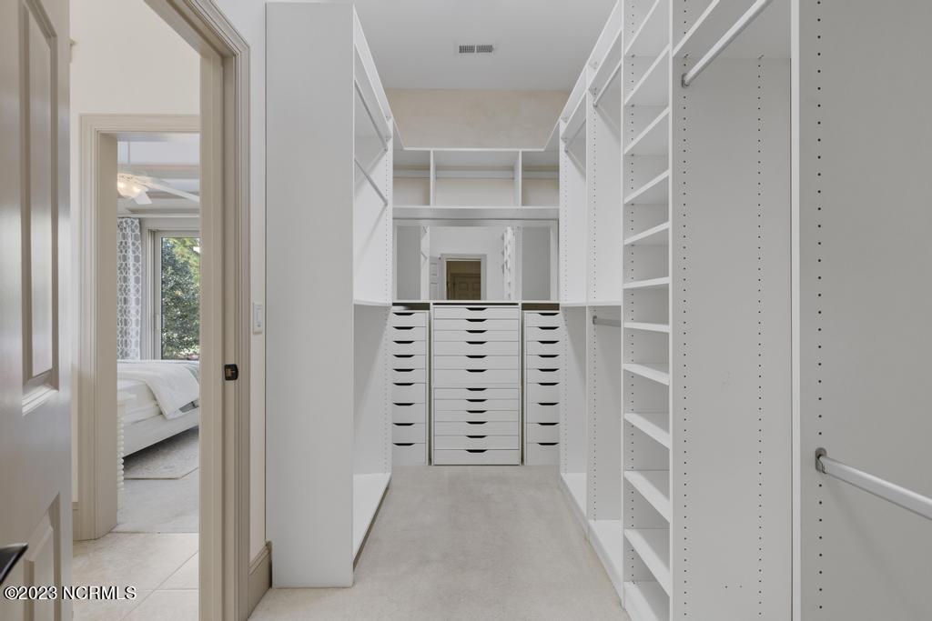 2627 Sugargrove Trail NE