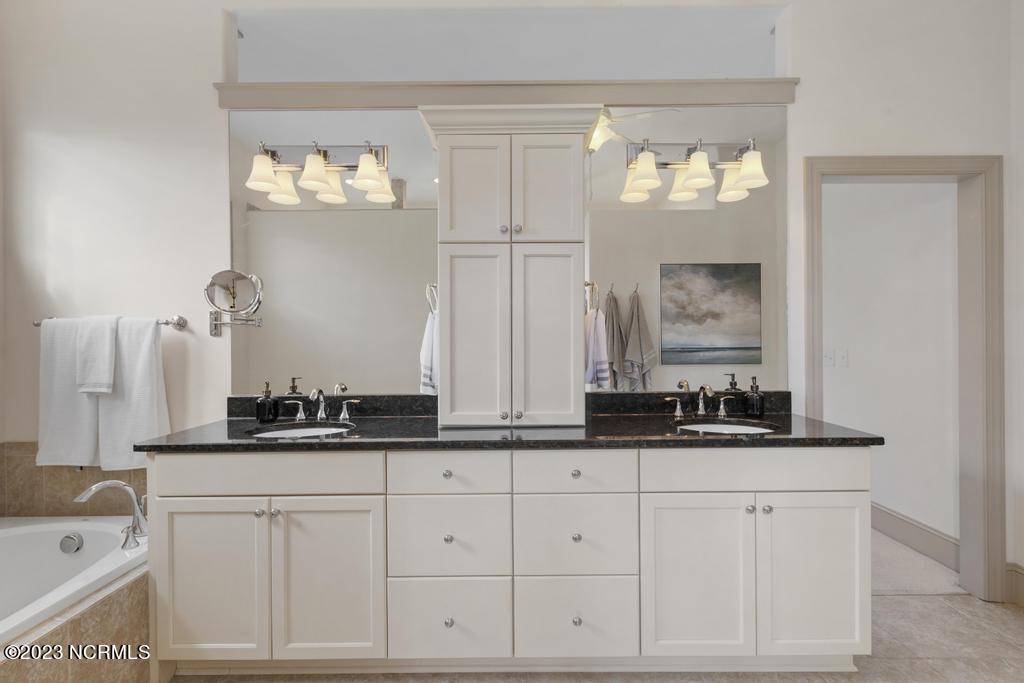 2627 Sugargrove Trail NE