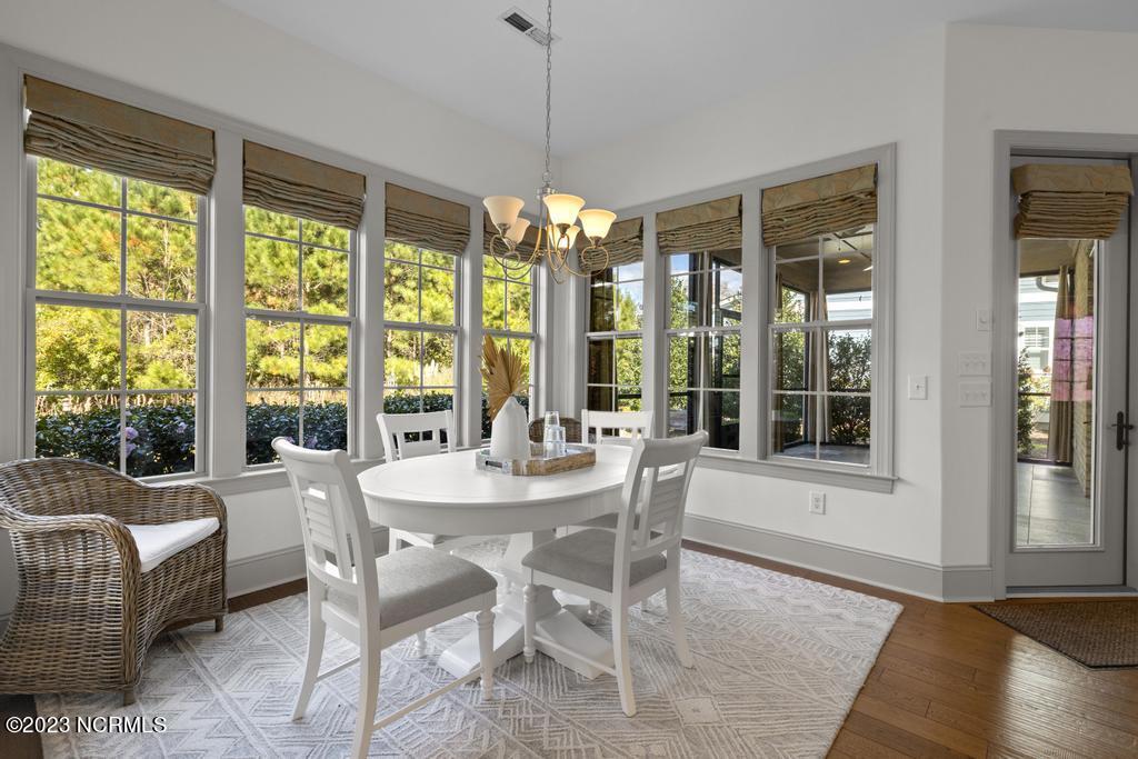 2627 Sugargrove Trail NE