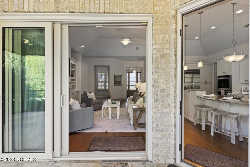 2627 Sugargrove Trail NE