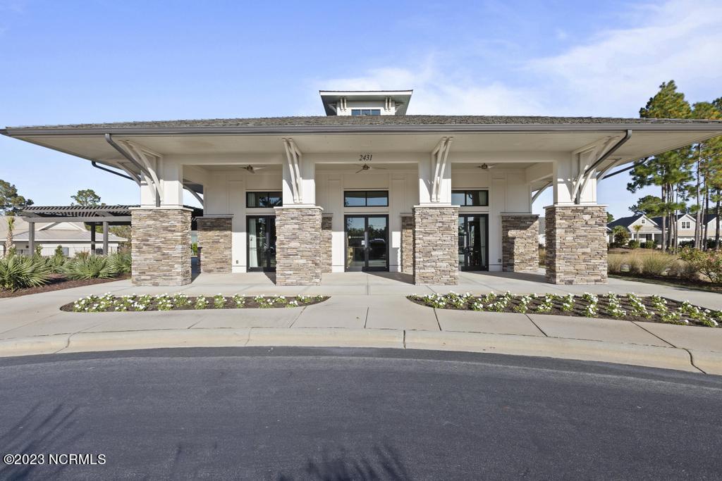 2627 Sugargrove Trail NE