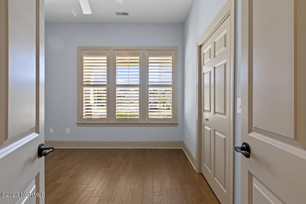 2627 Sugargrove Trail NE