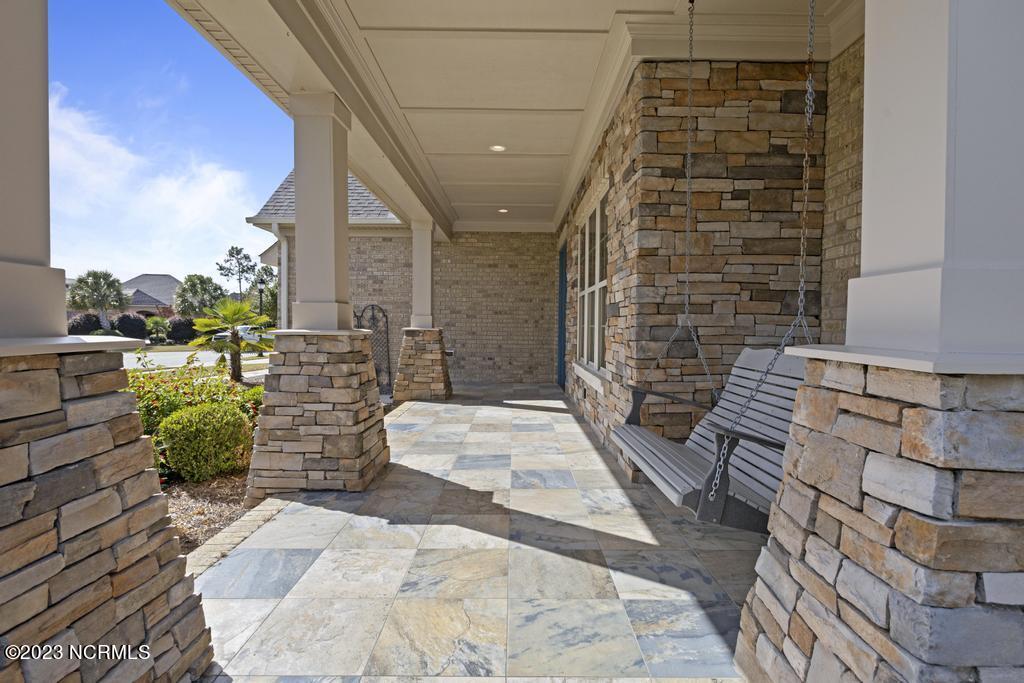 2627 Sugargrove Trail NE