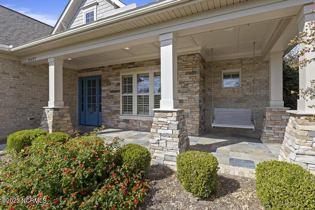 2627 Sugargrove Trail NE