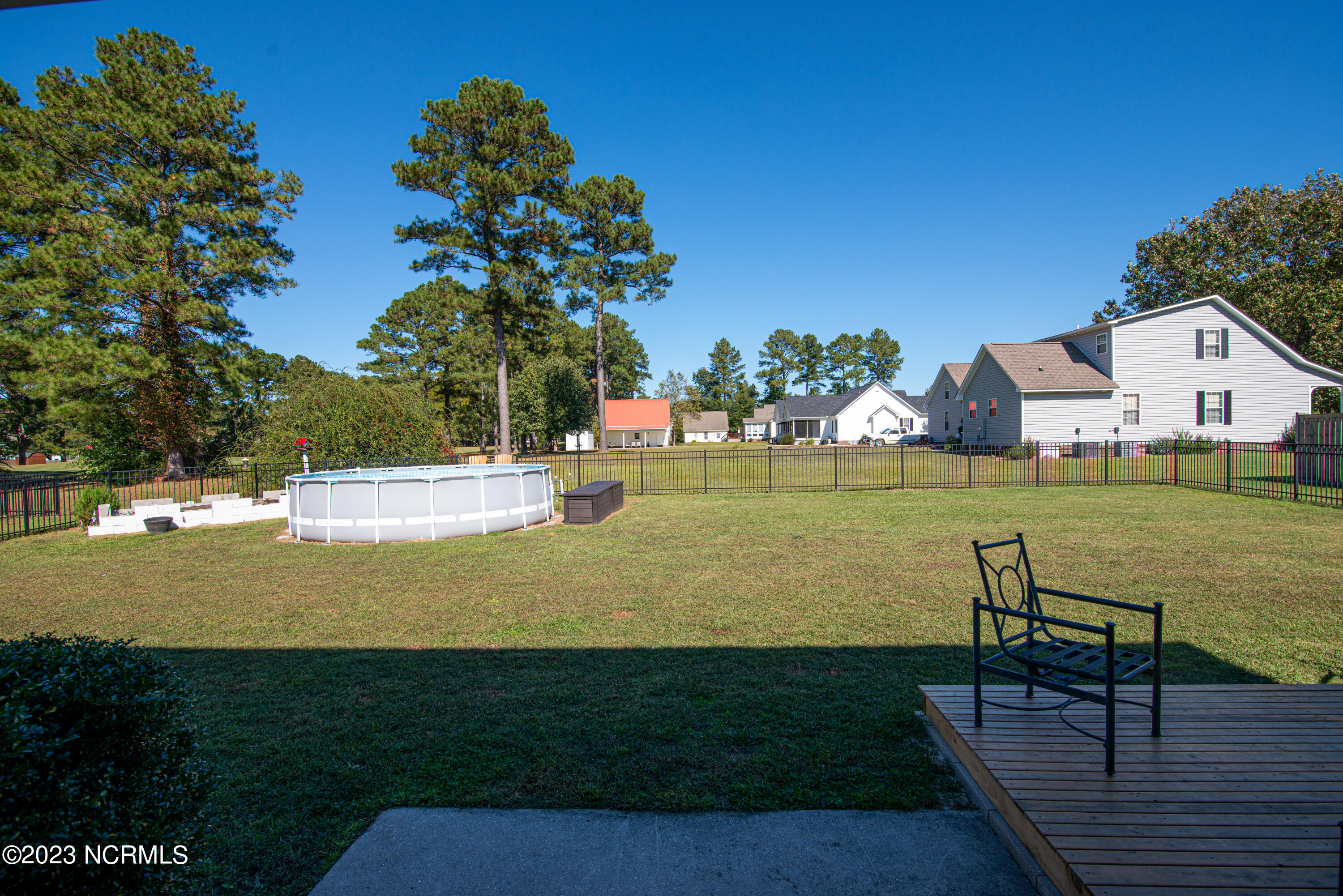 102 Cross Creek Drive