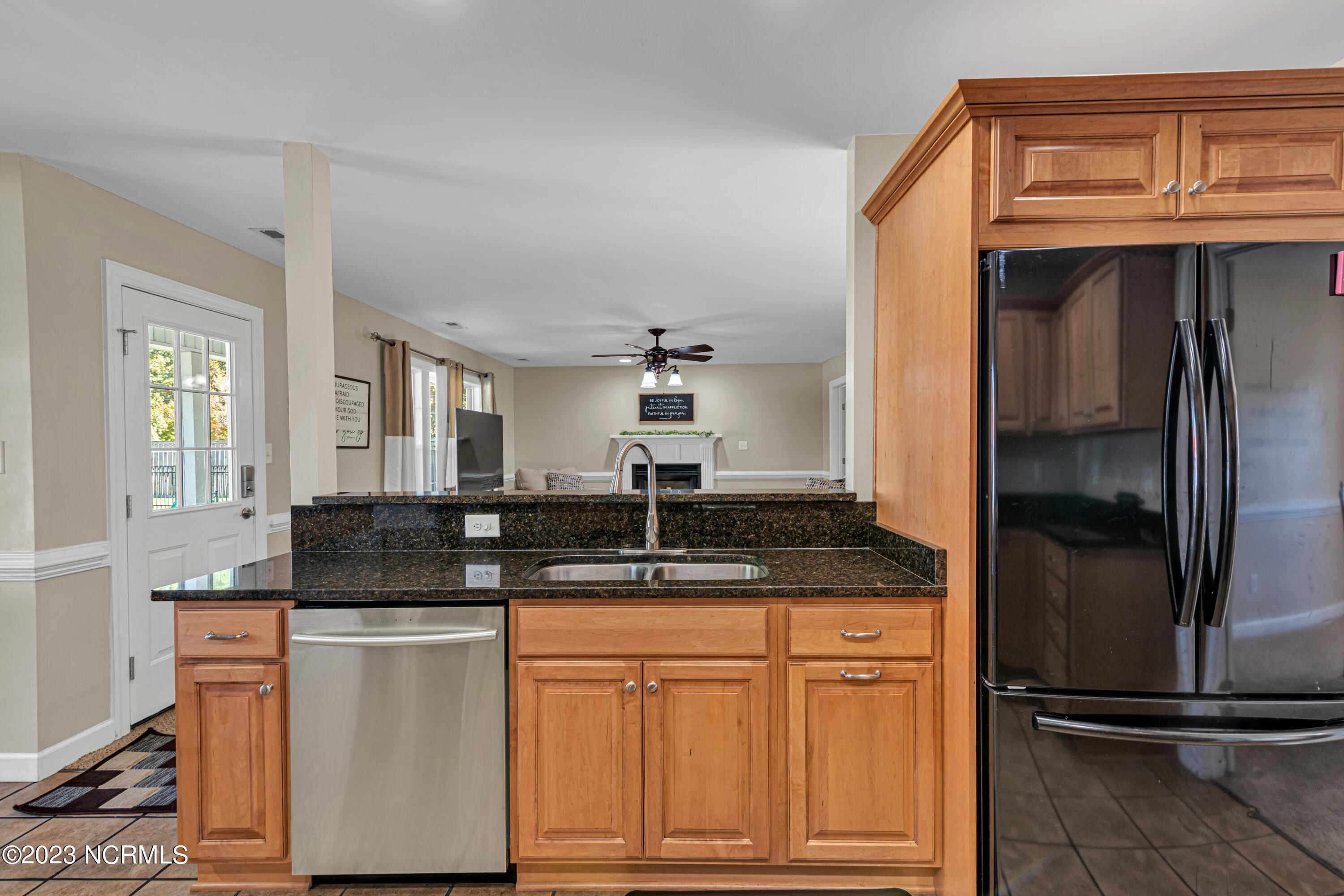 102 Cross Creek Drive