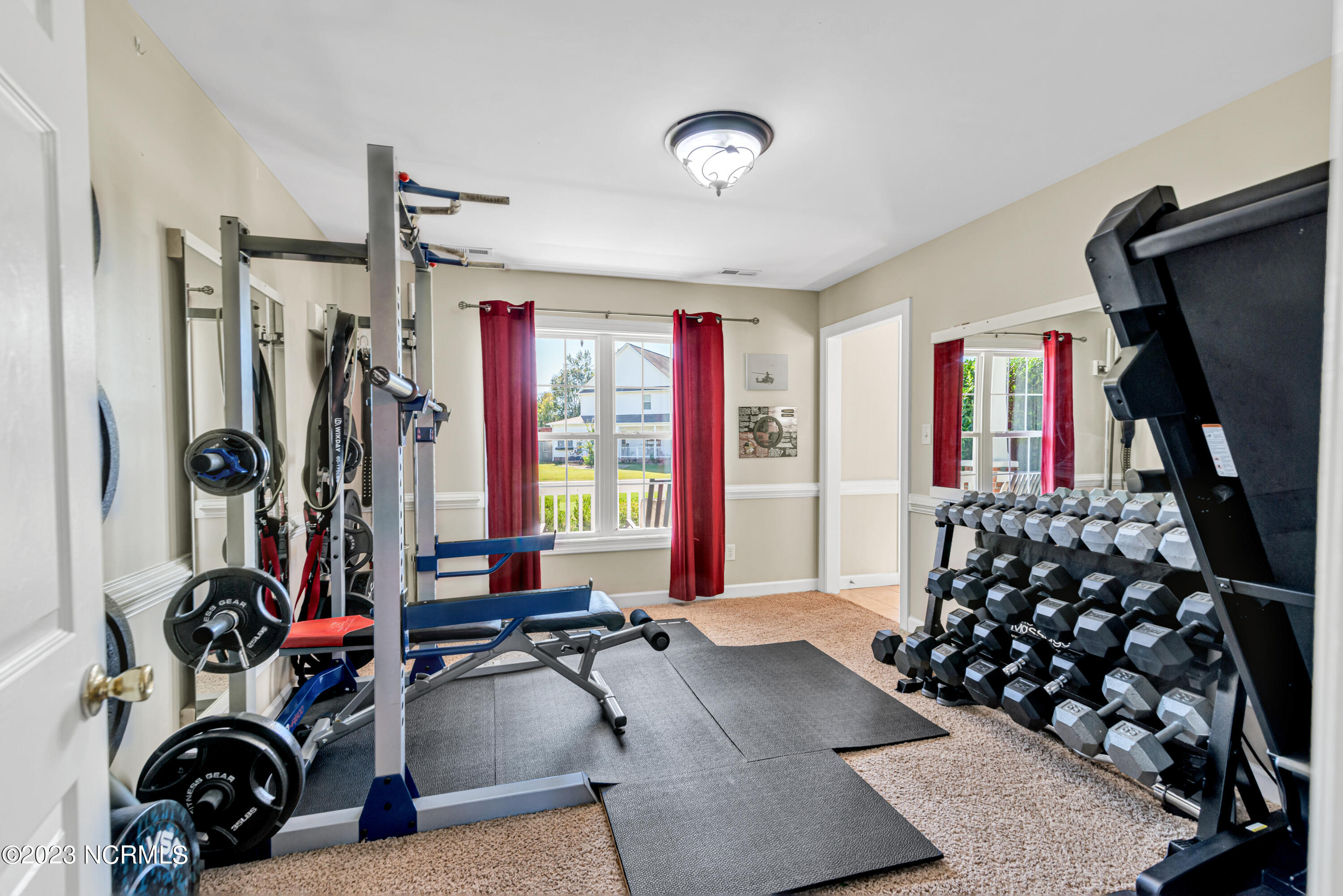 102 Cross Creek Drive