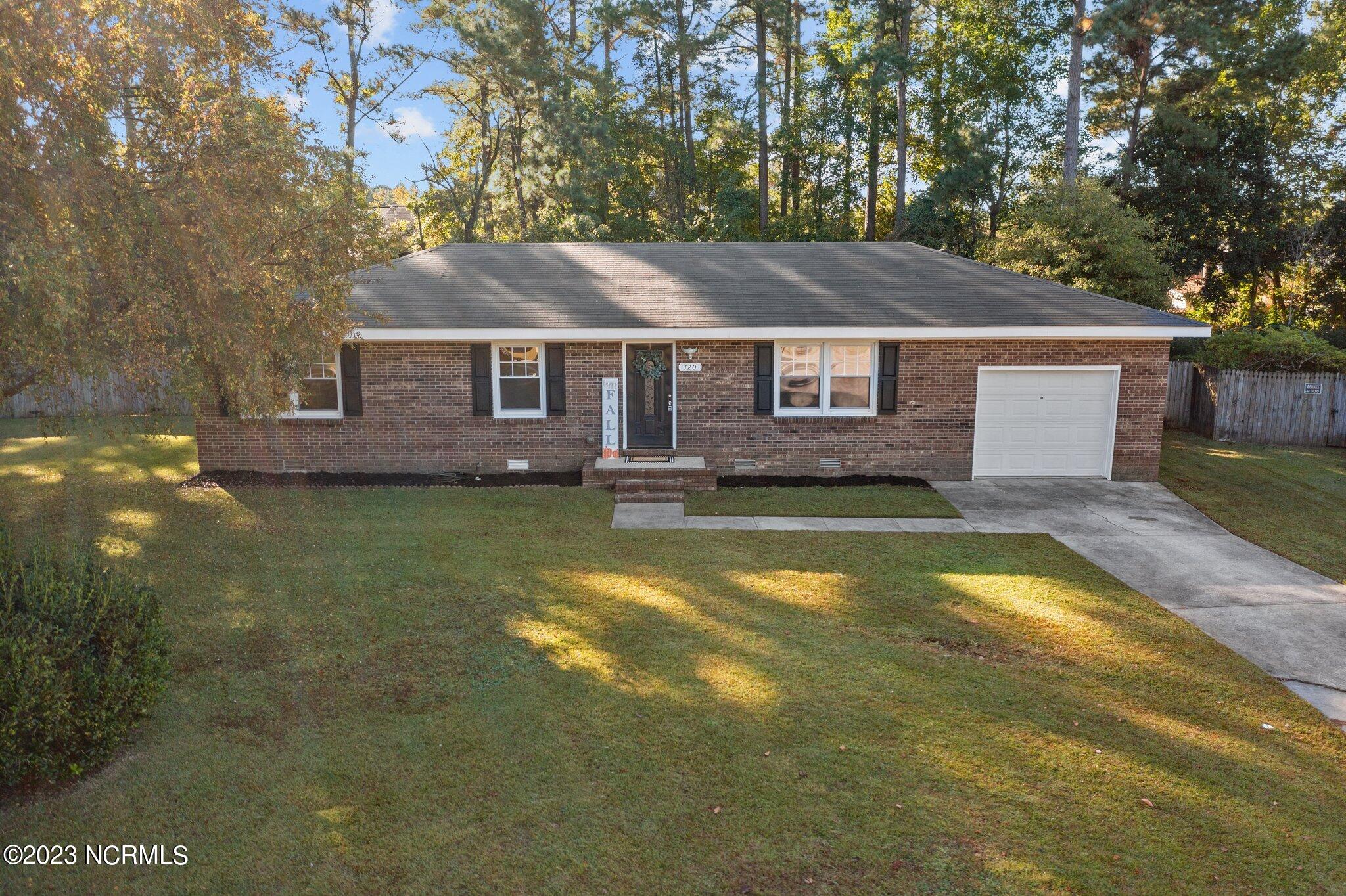 120 Meadowview Court