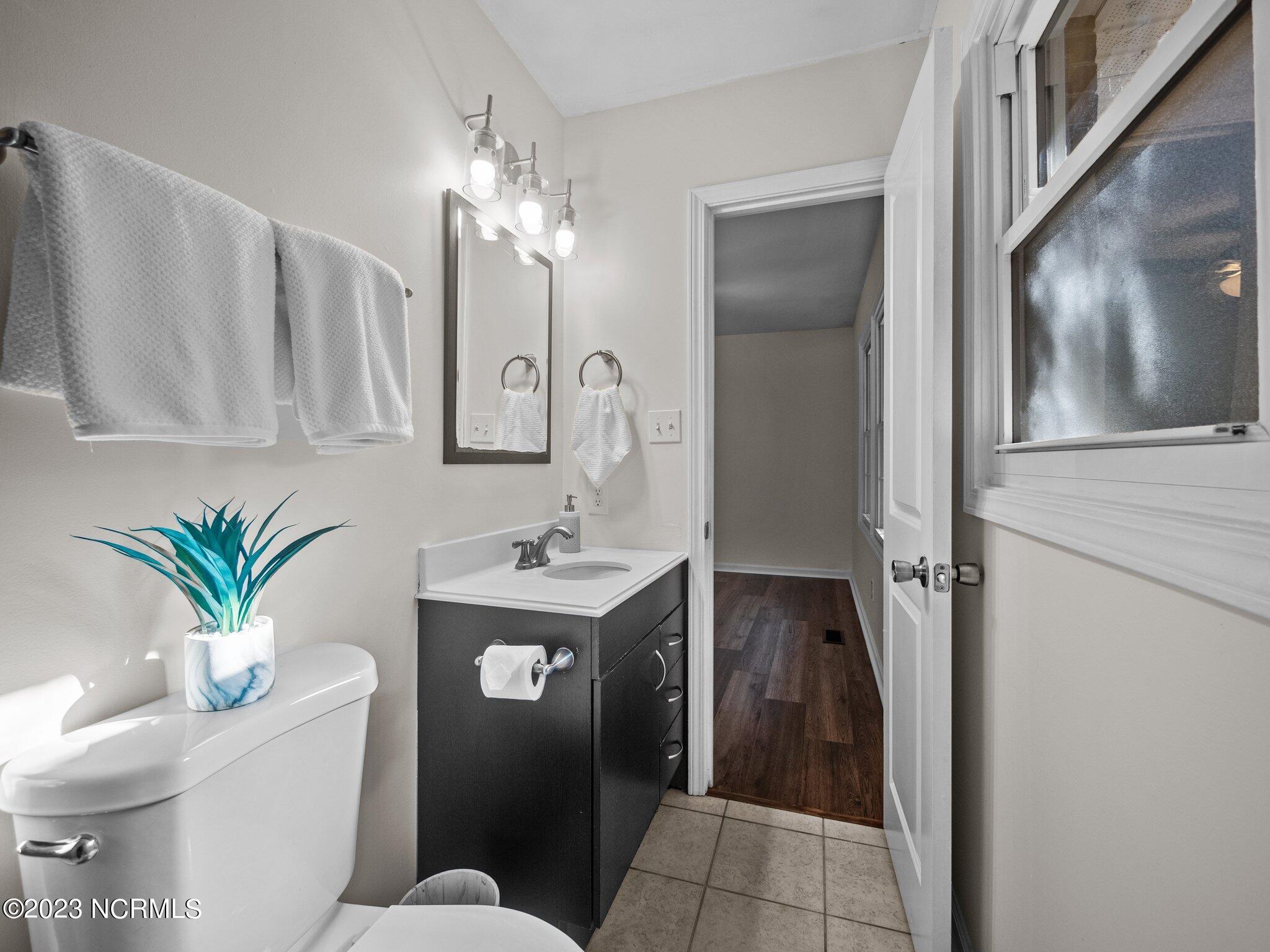 120 Meadowview Court