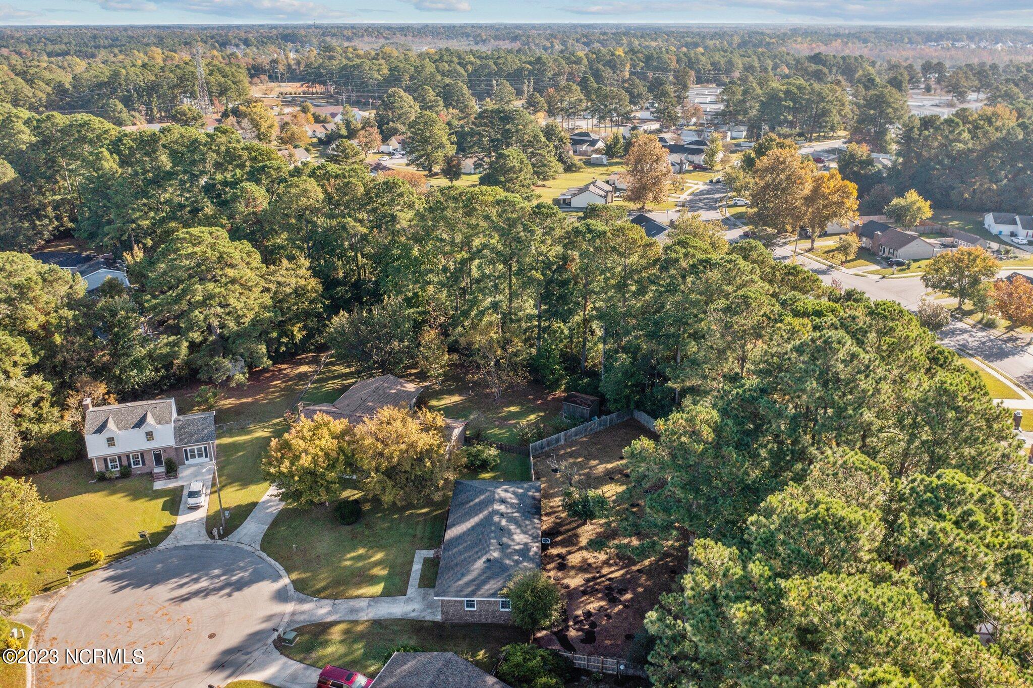 120 Meadowview Court