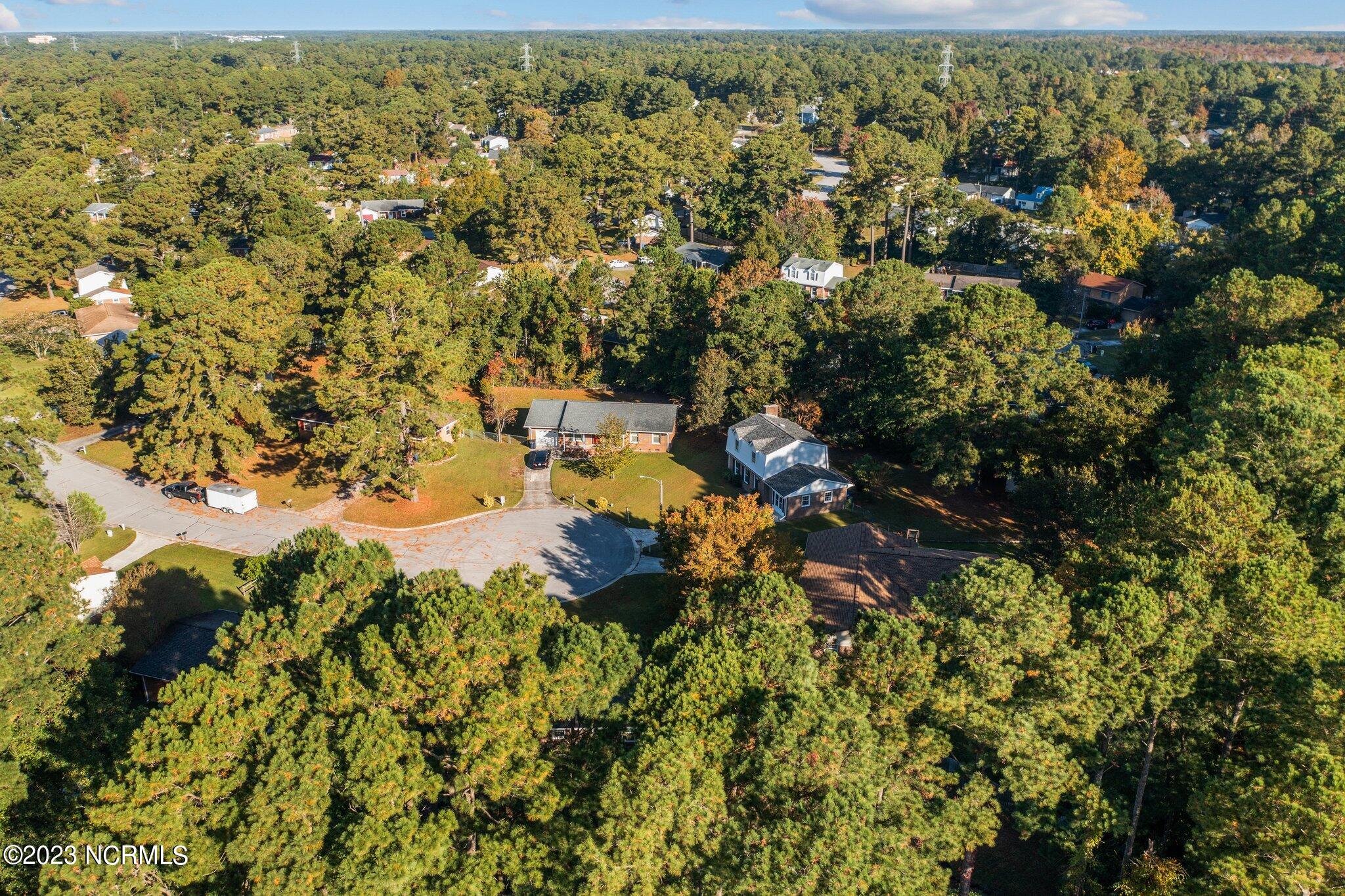 120 Meadowview Court