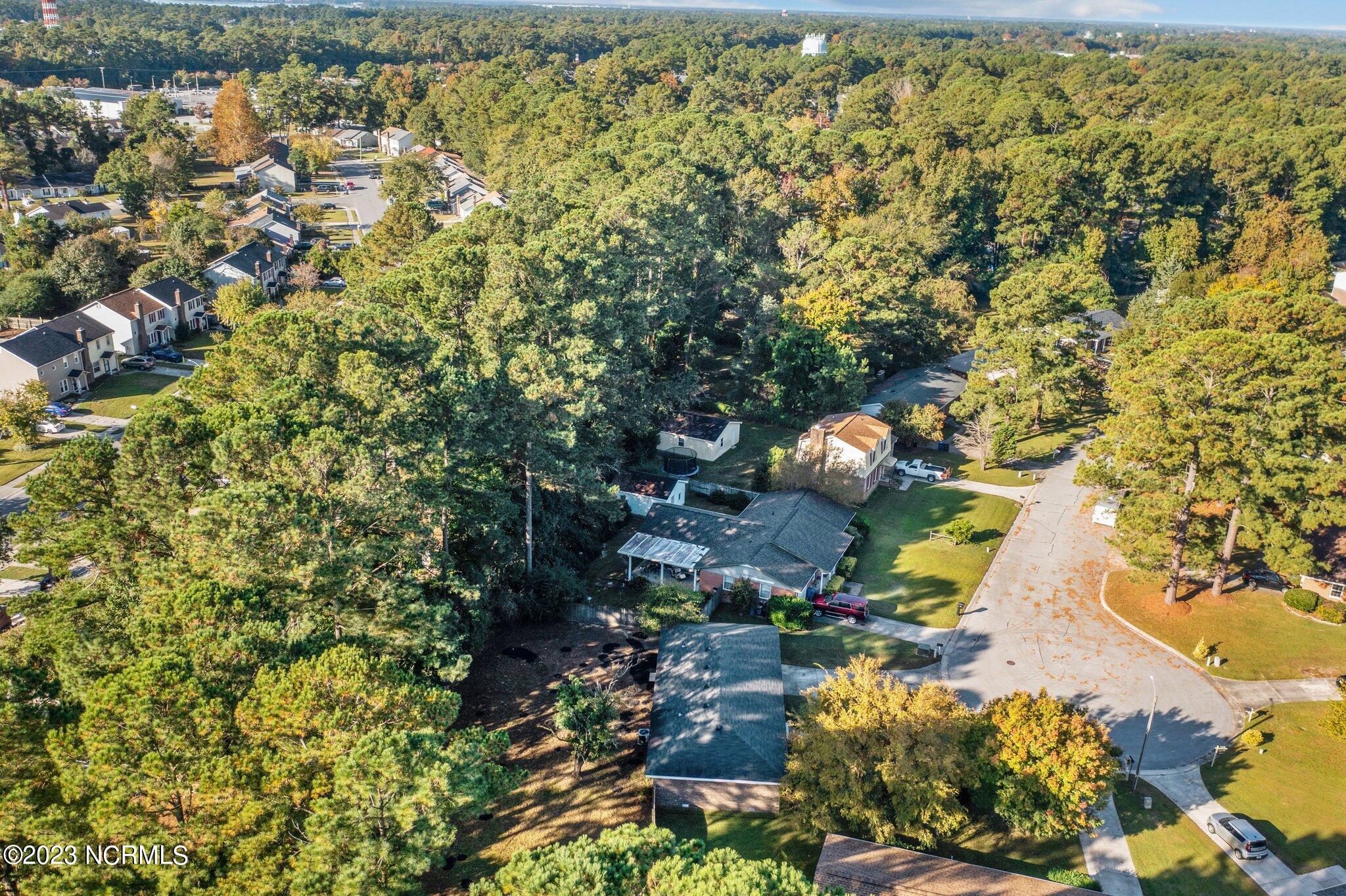 120 Meadowview Court