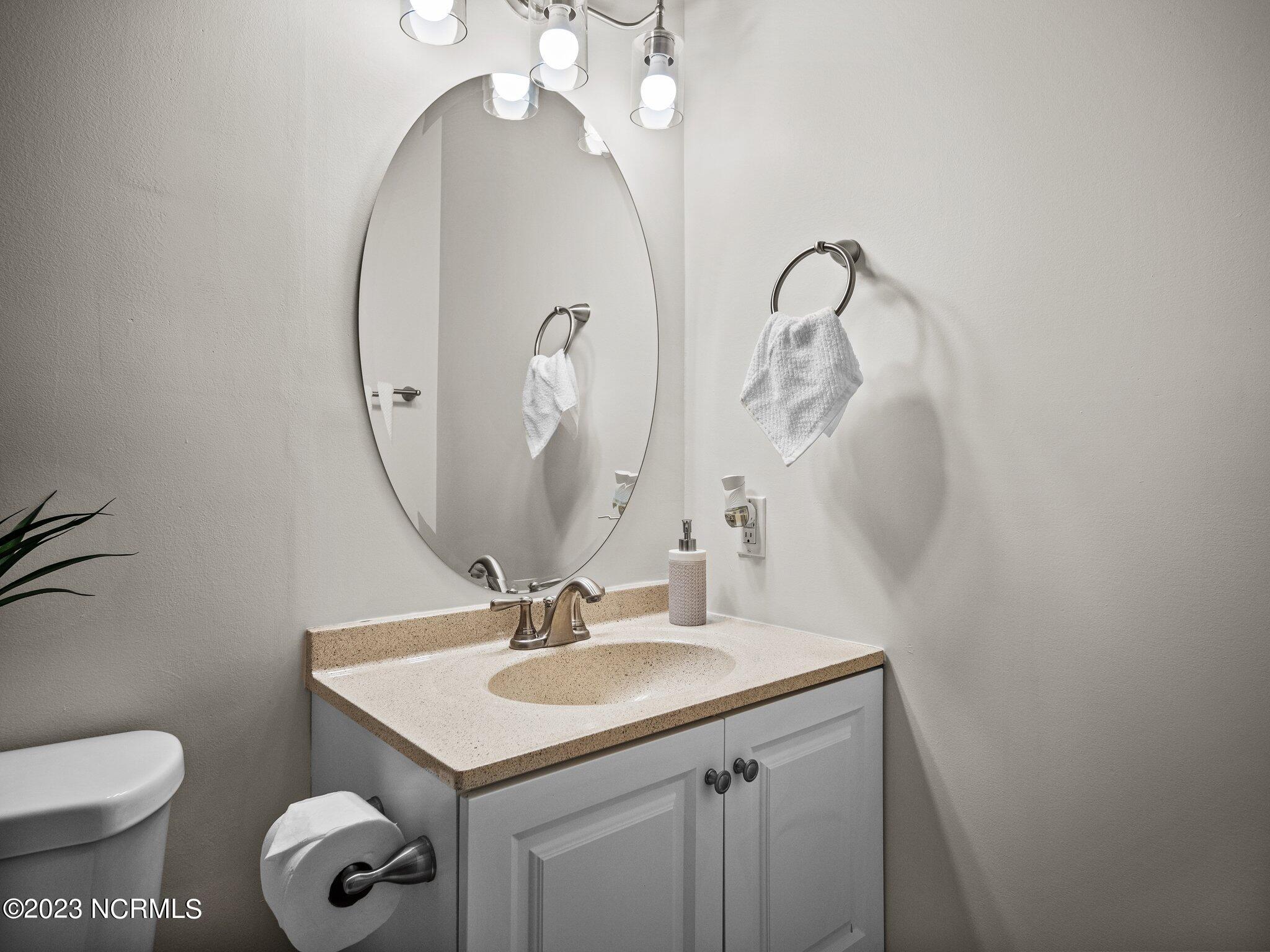 120 Meadowview Court