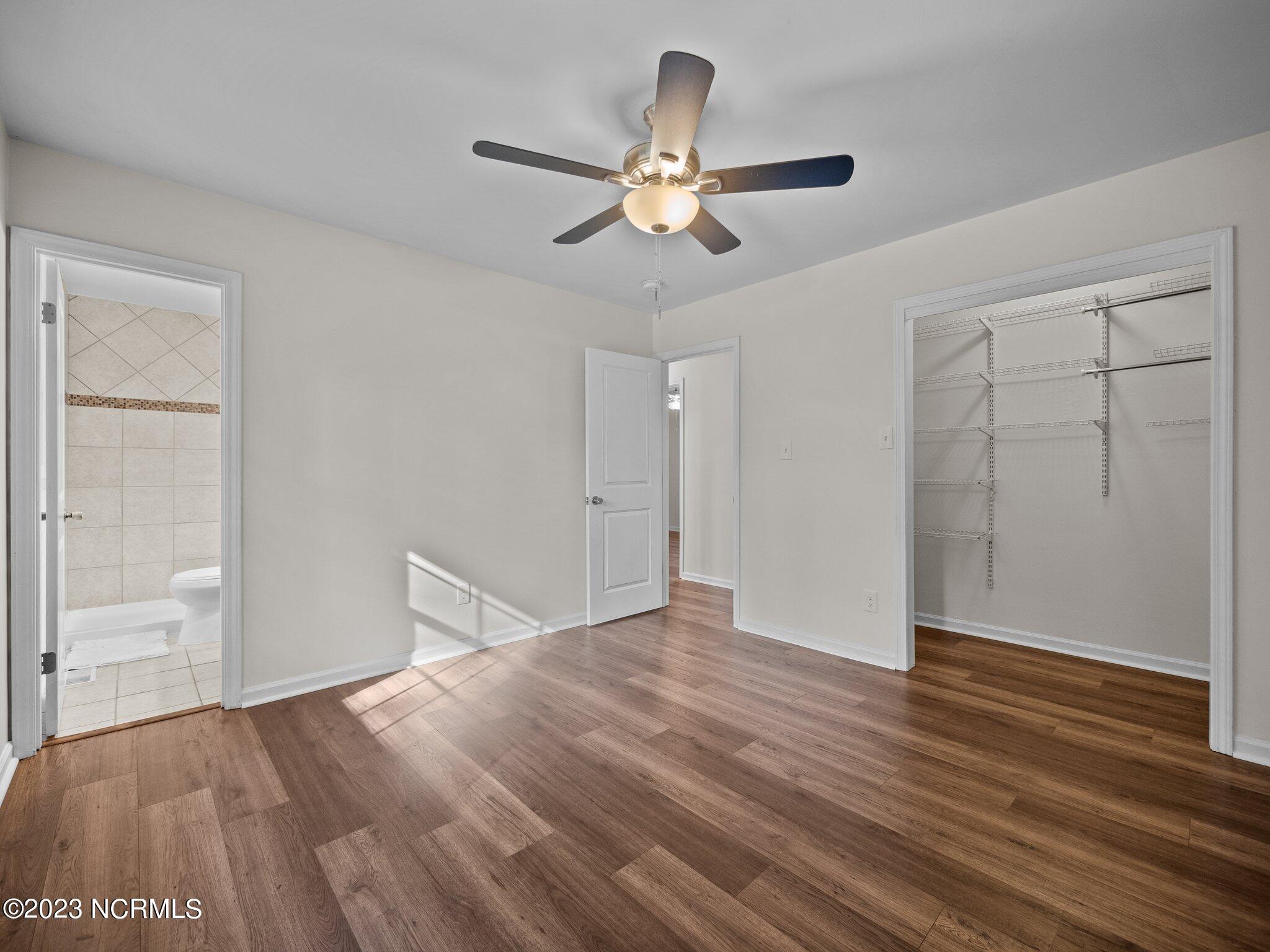 120 Meadowview Court