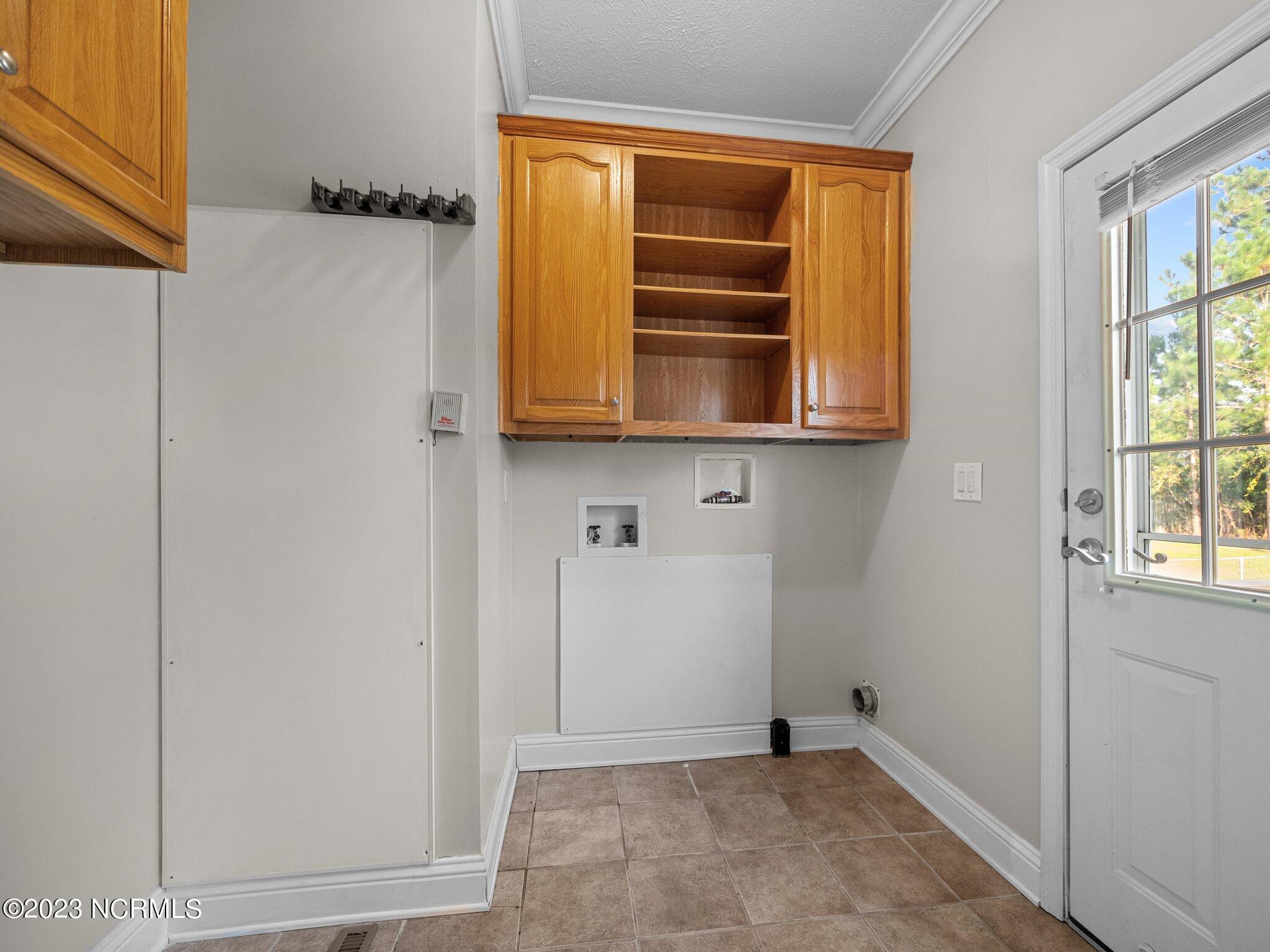 321 Touch Me Not Drive