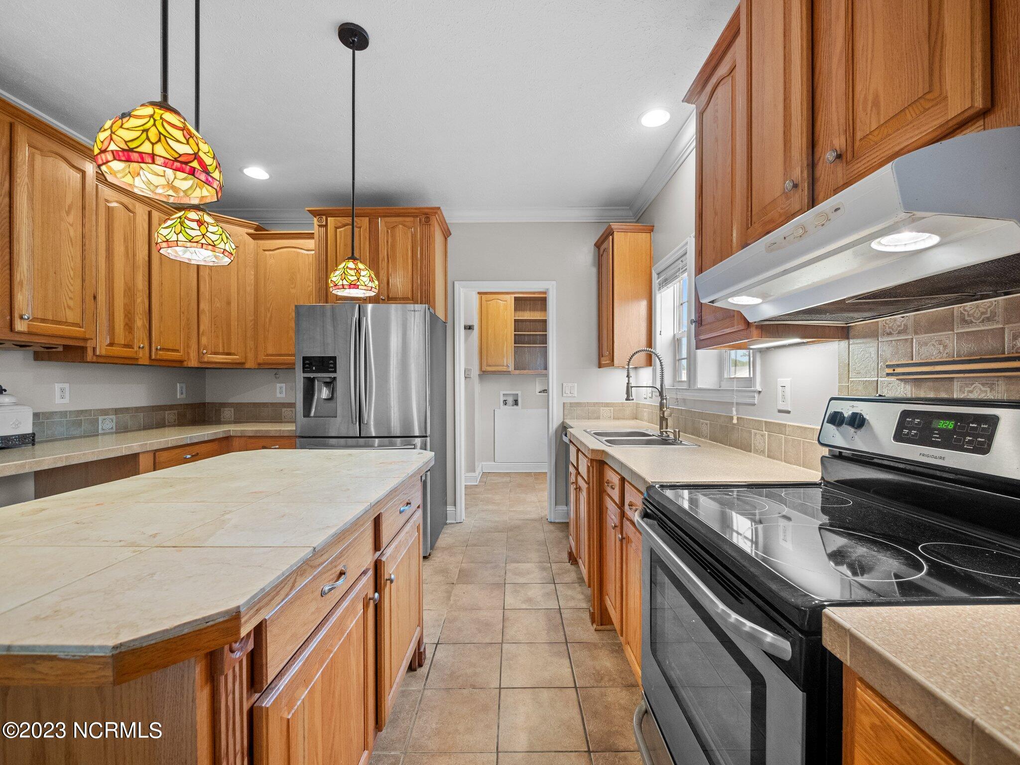 321 Touch Me Not Drive