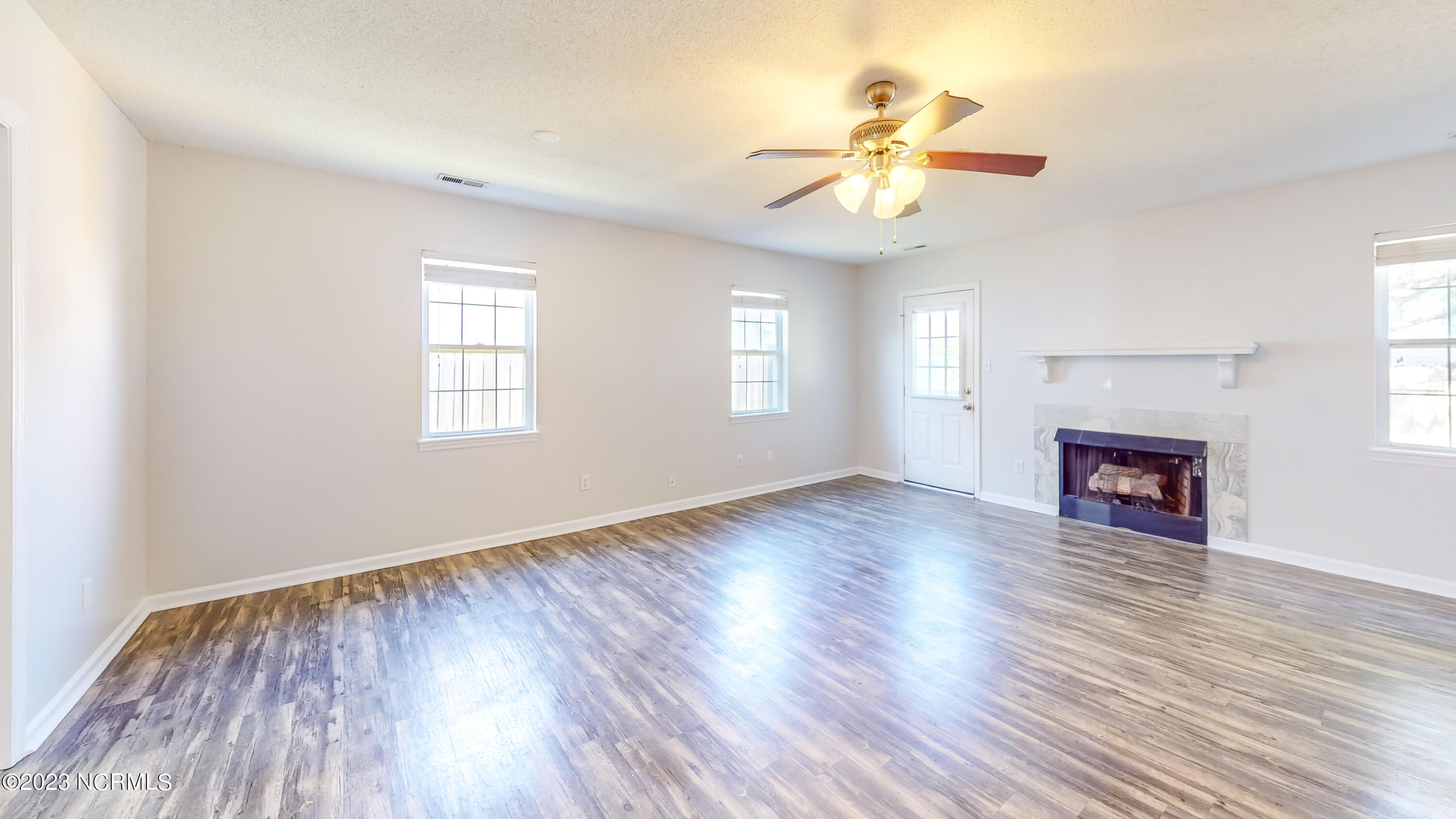 3013 E Windgate Court