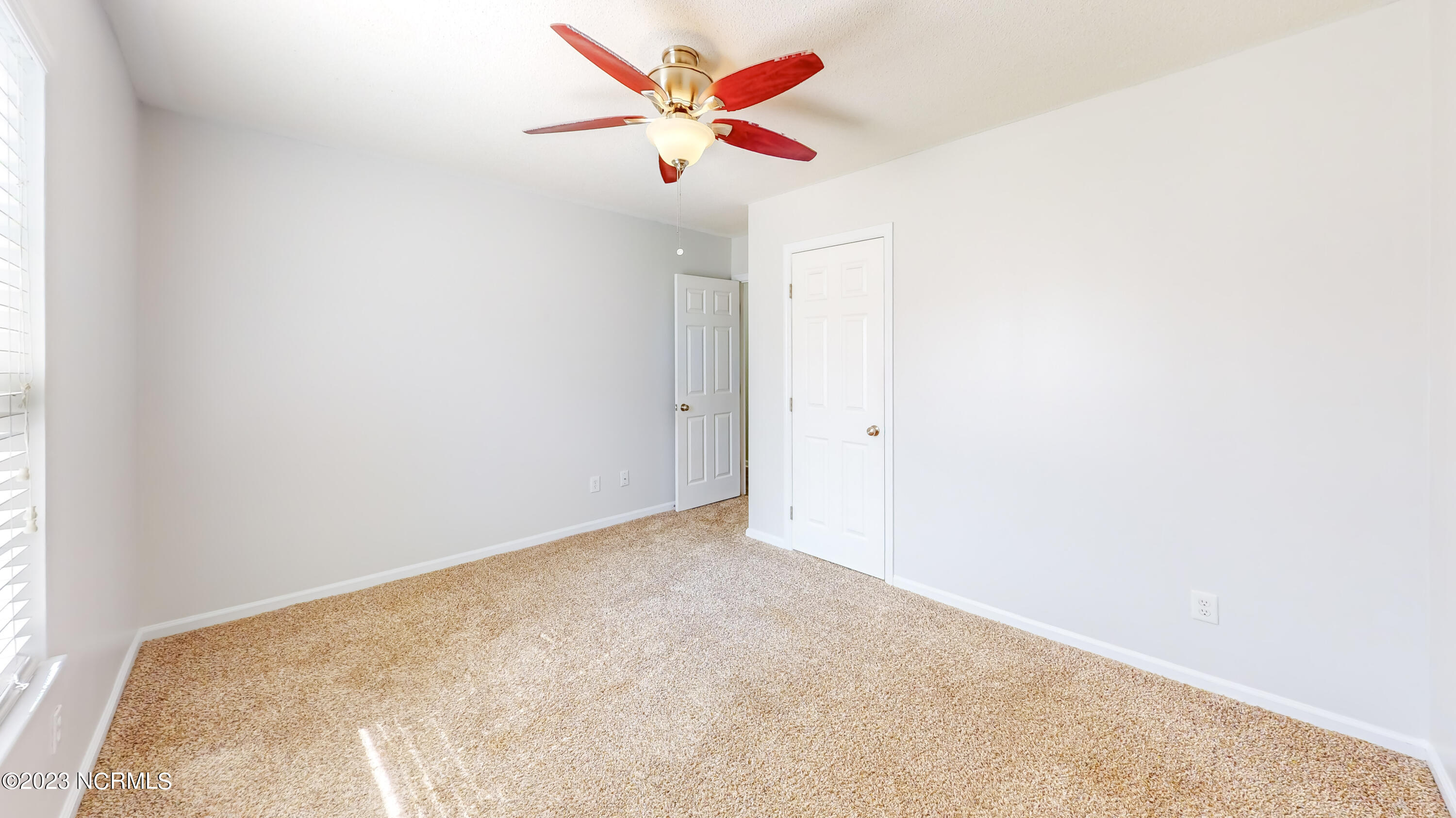 3013 E Windgate Court