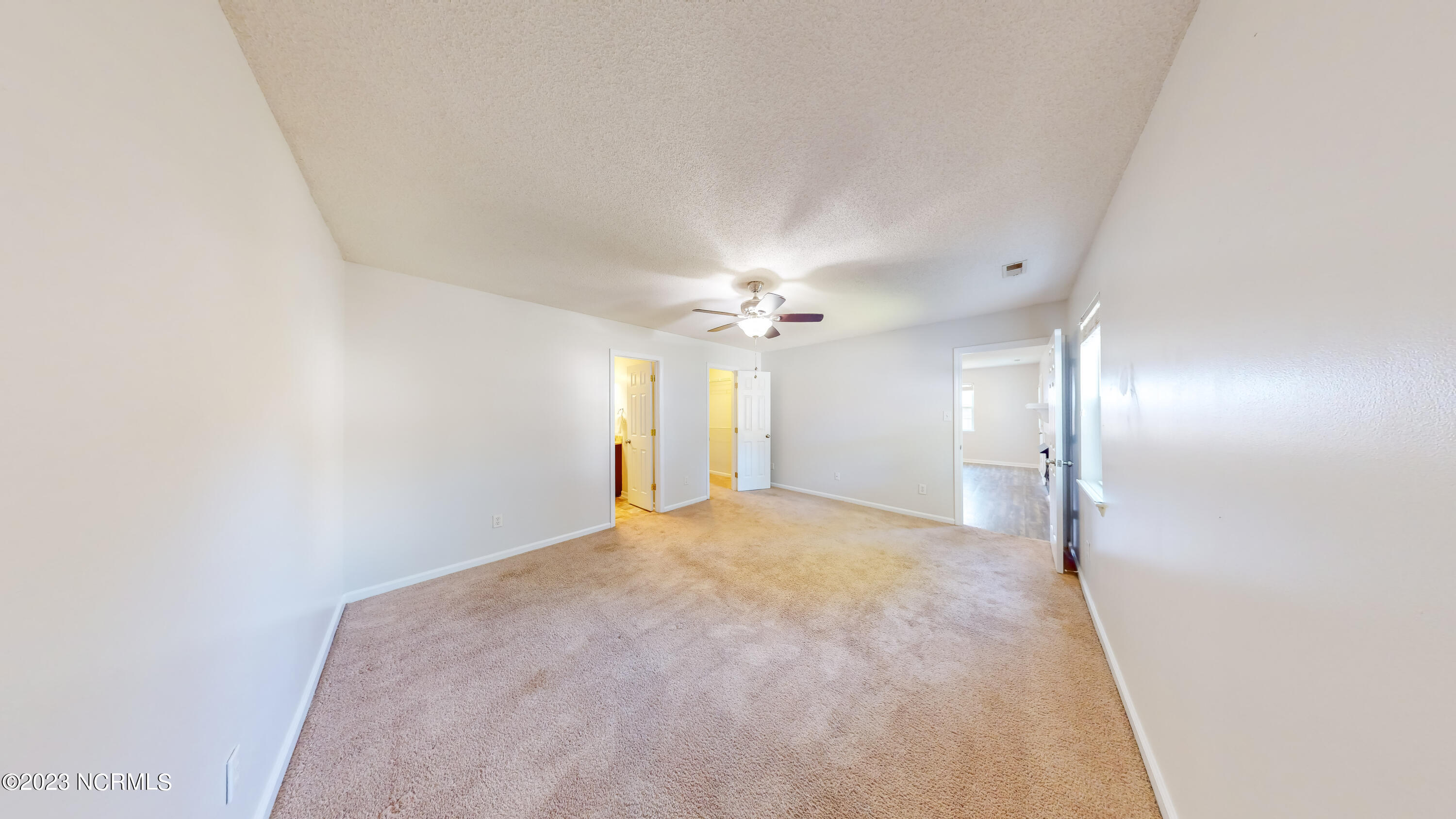 3013 E Windgate Court