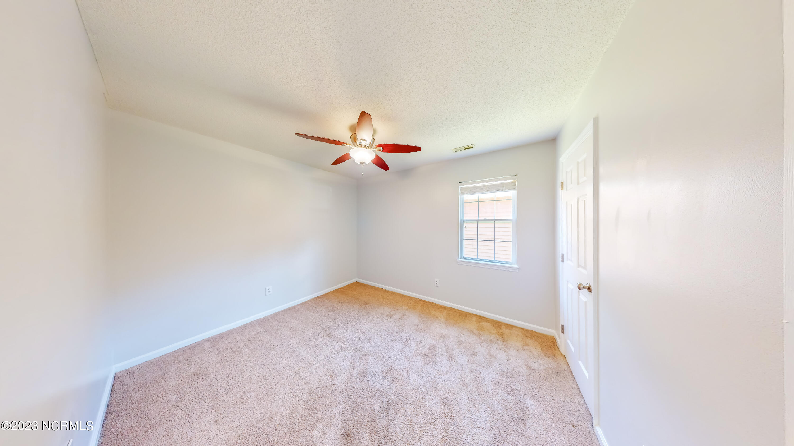 3013 E Windgate Court