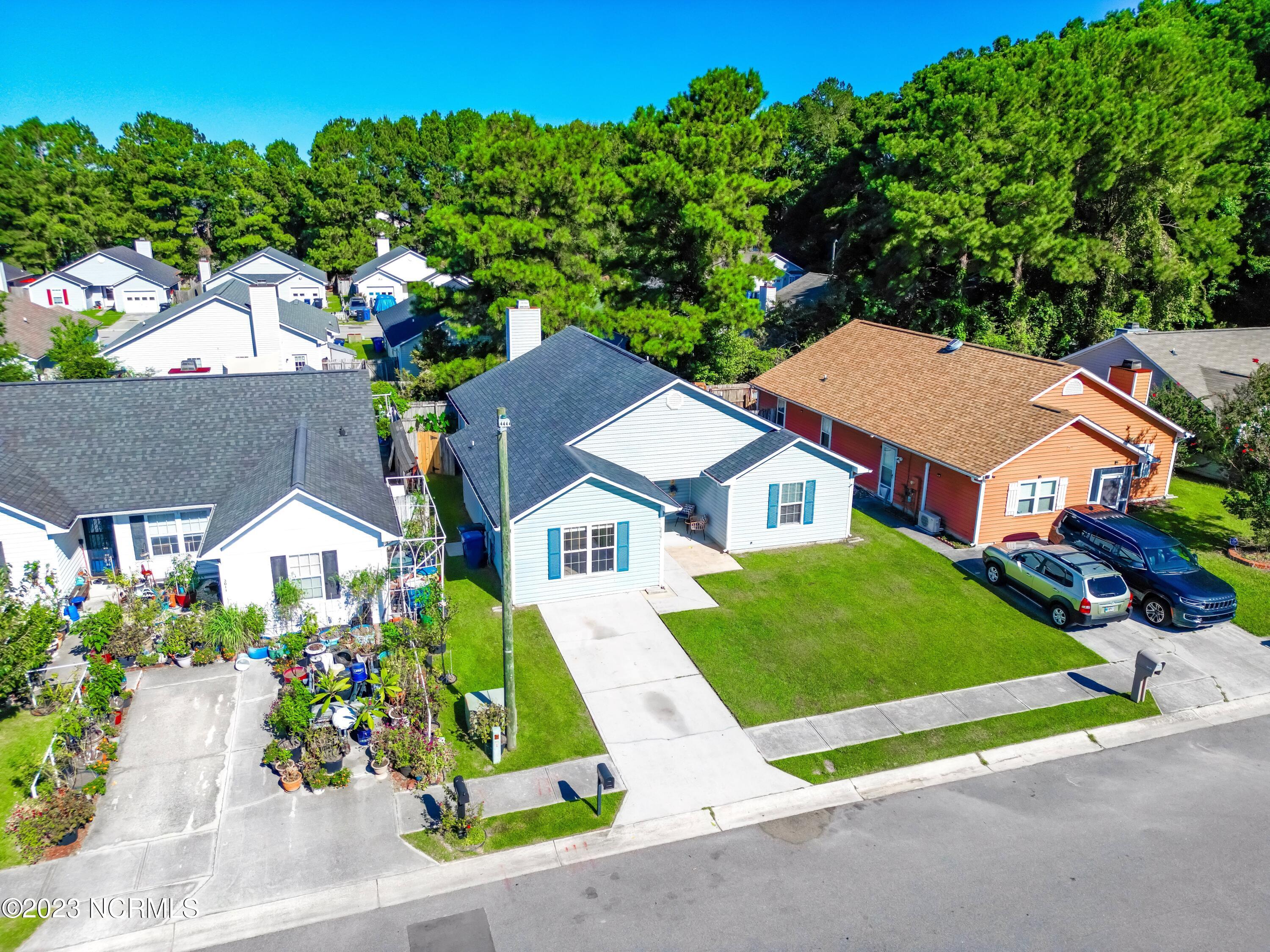 3013 E Windgate Court