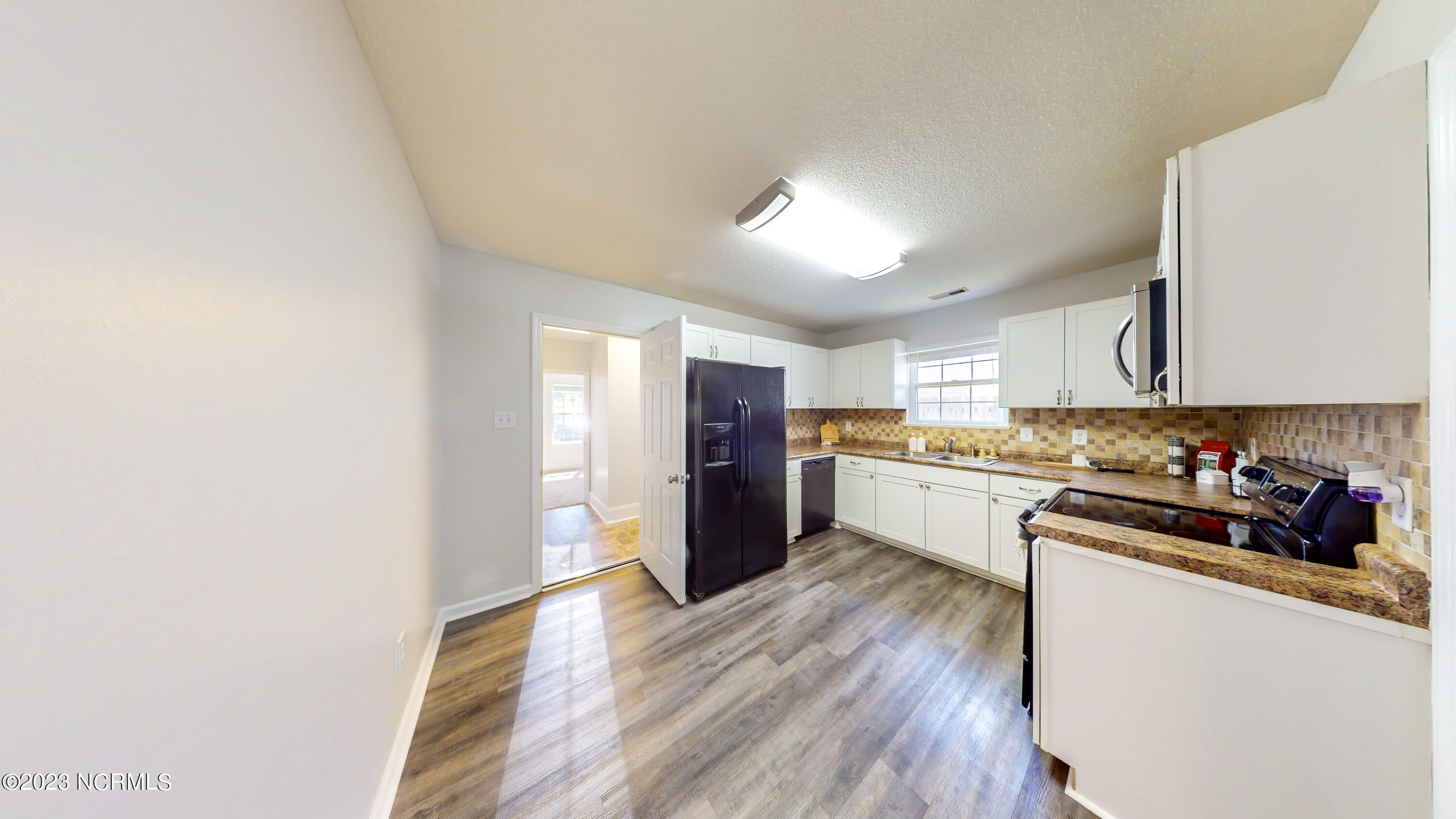 3013 E Windgate Court