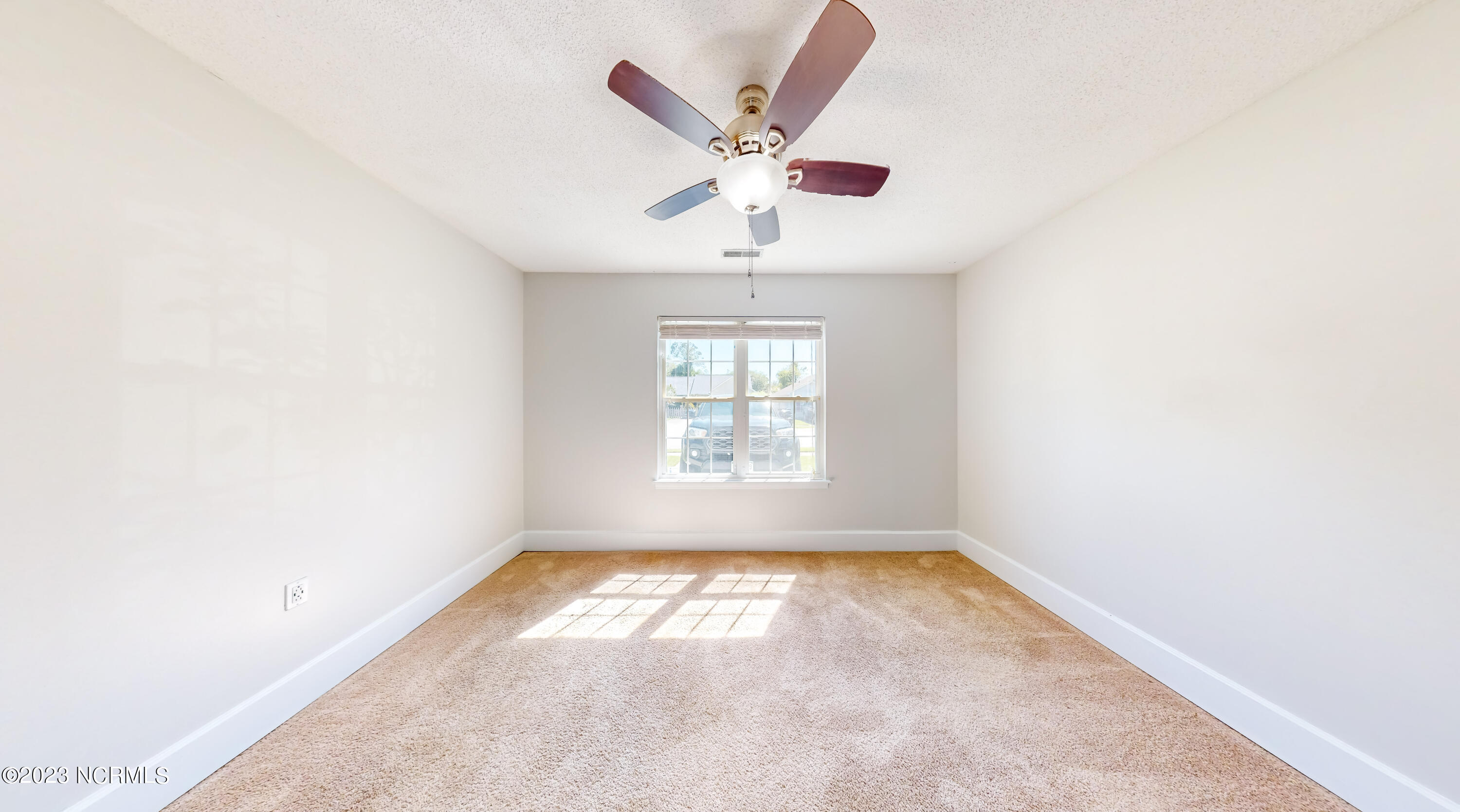 3013 E Windgate Court