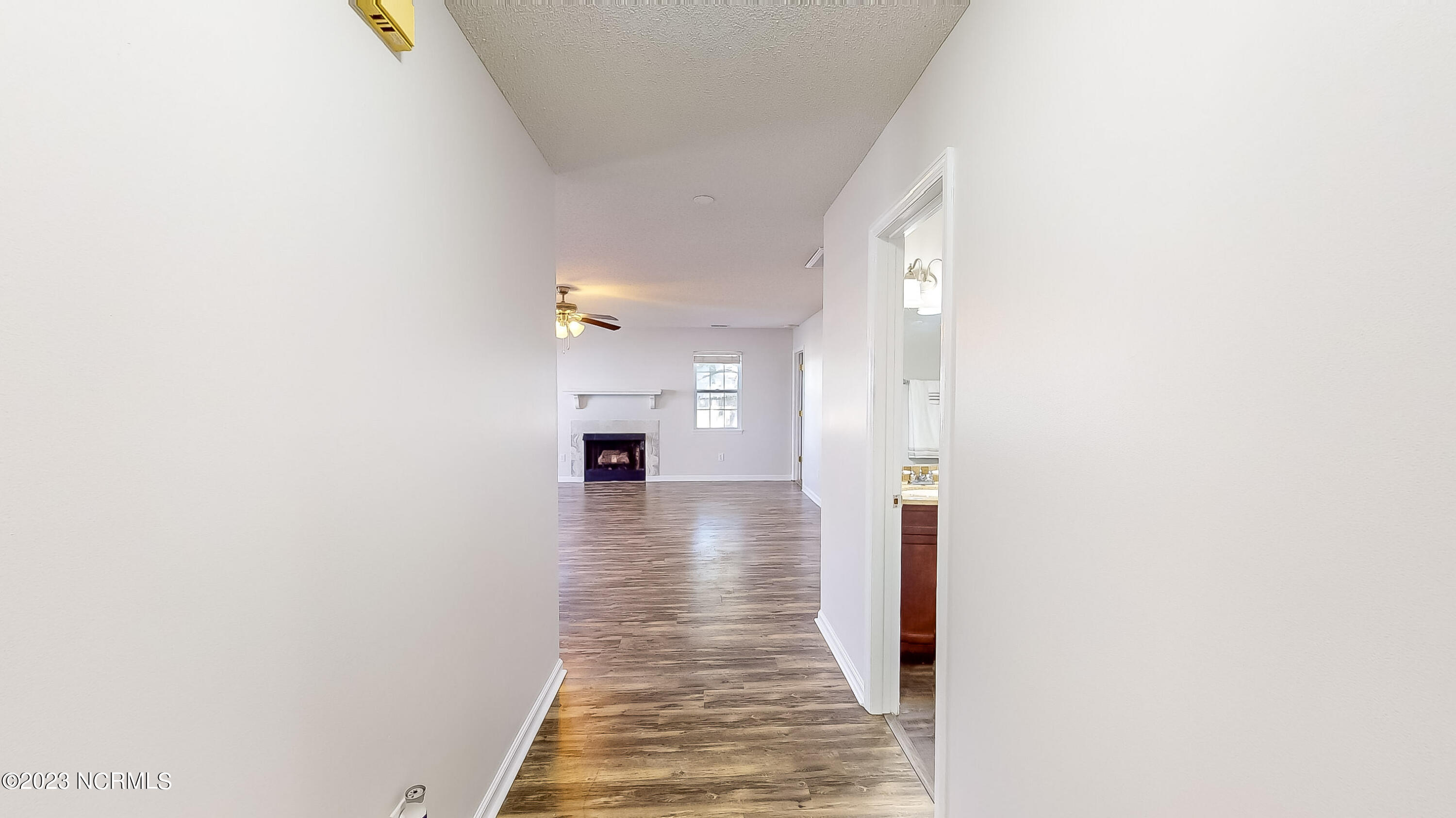 3013 E Windgate Court